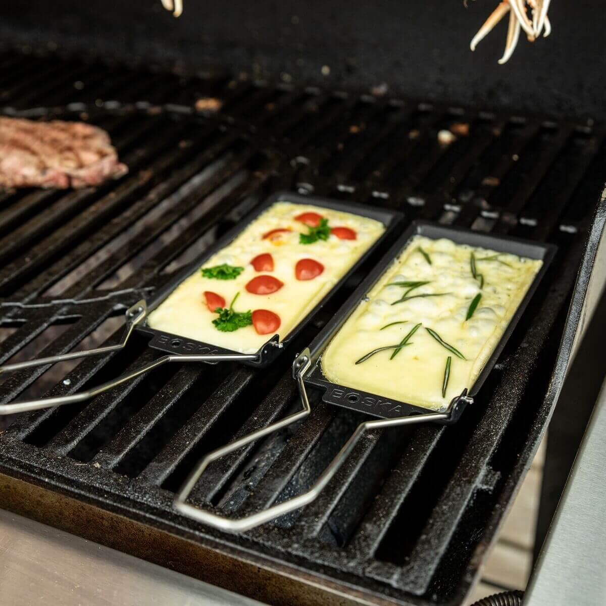 BOSKA Stainless Steel Cheese Barbeclette – Raclette Non-Stick, Black