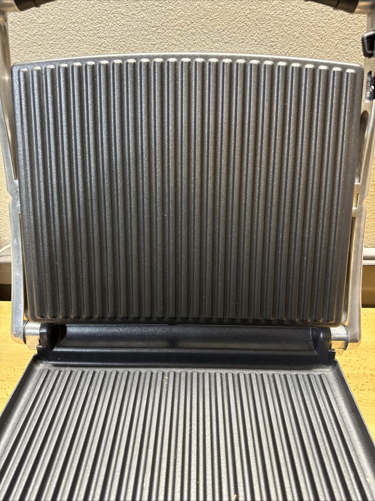 VillaWare Uno Panini Grill Press Model 2160 Sandwich Maker Adjustable Temp