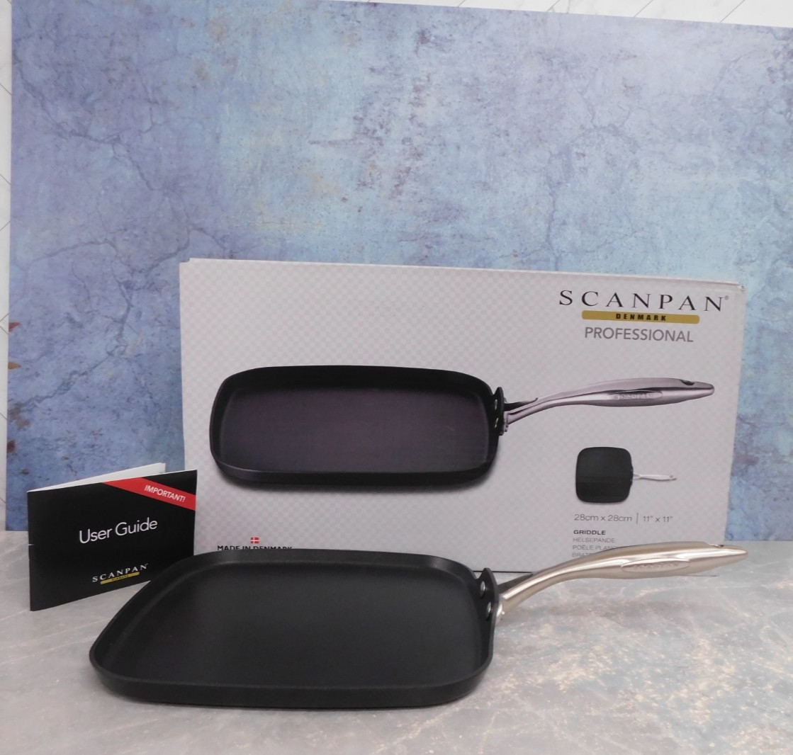 SCANPAN Professional Nonstick 11-Inch Square Griddle – New