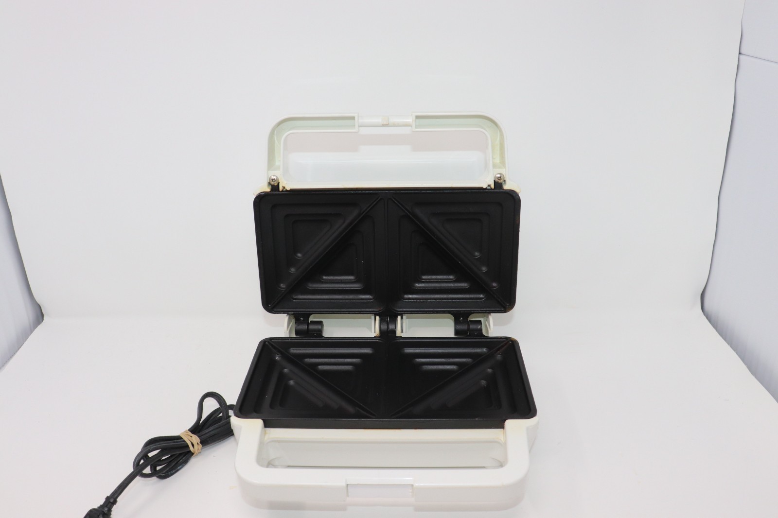 Vintage Munsey Sandwich Maker SM-91 Made In USA White