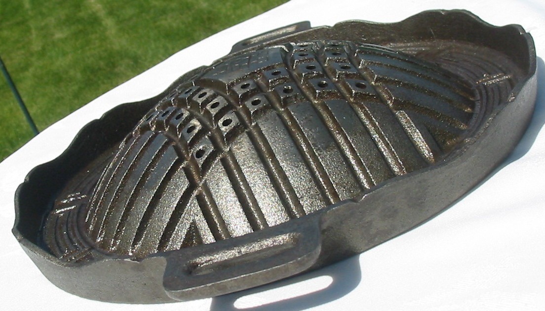 Made In Japan Genghis Khan Cast Iron Dome Grill Broiler Patent 6354 Seasoned Pan