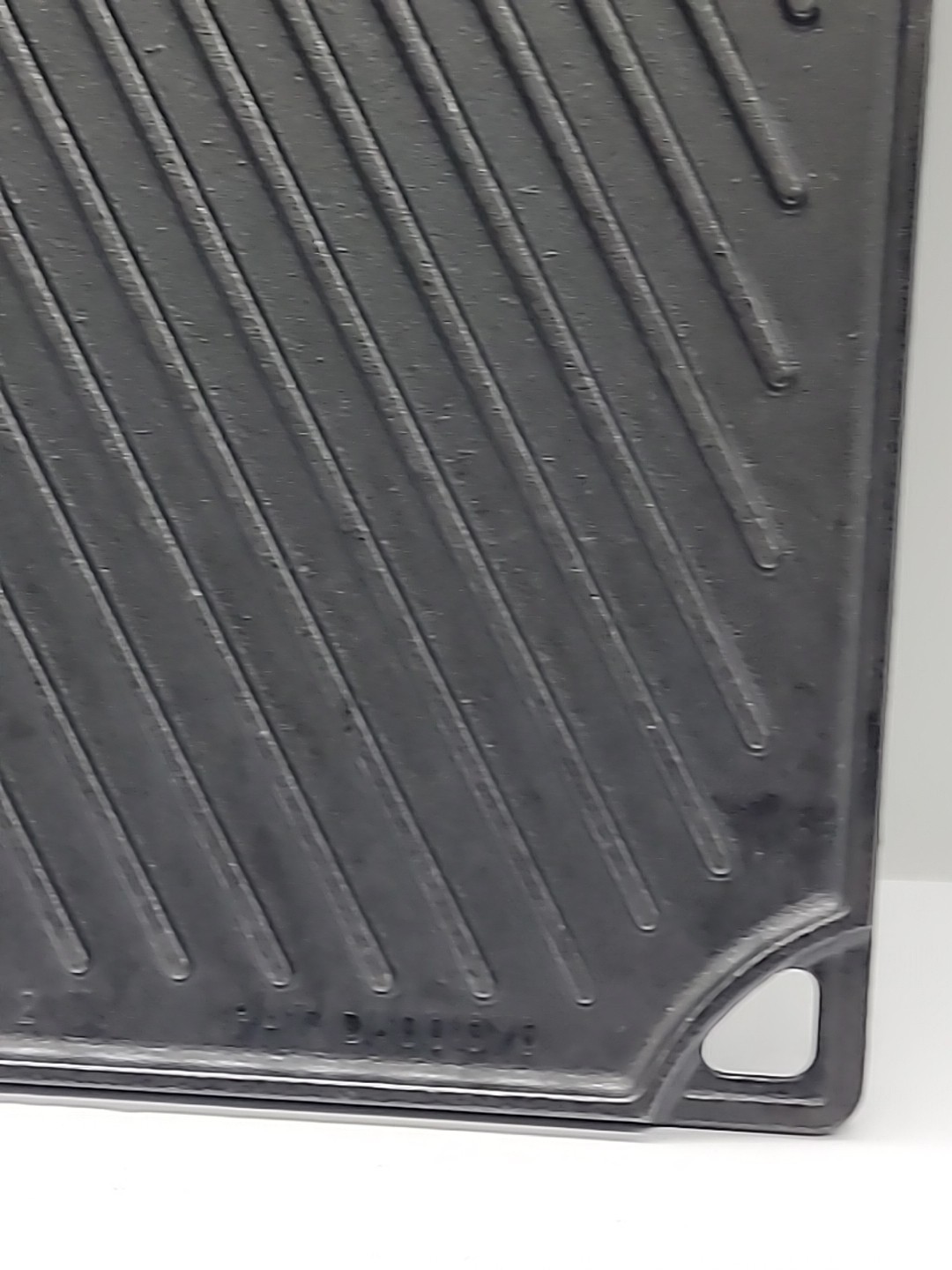 Double Sided Grill Griddle Lodge Cast Iron Seasoned Reversible 16.75 x 11.5 LDP3