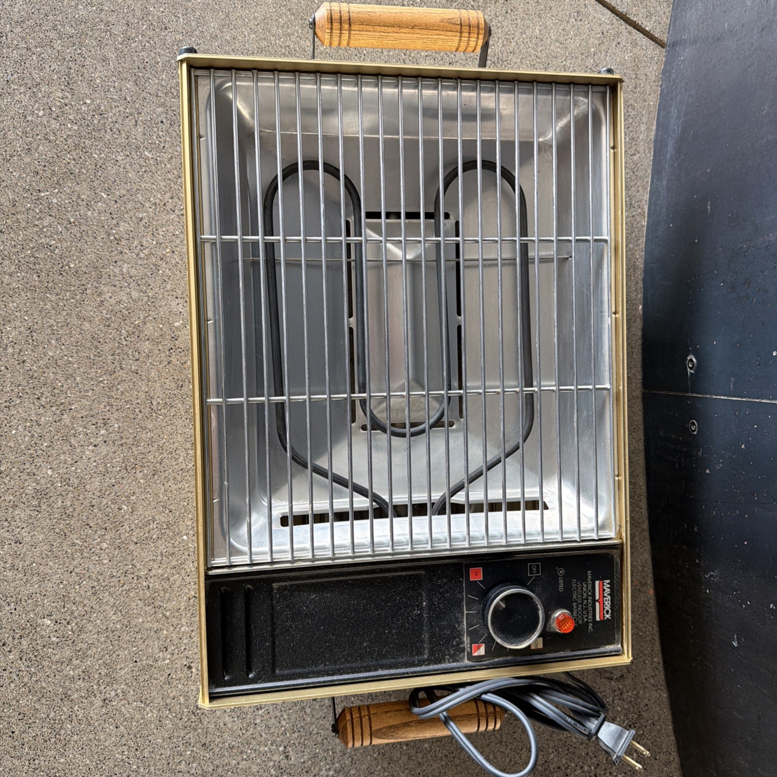 Maverick Indoor Electric Ventless Barbecue Grill MI-1505 Tested Great Shape