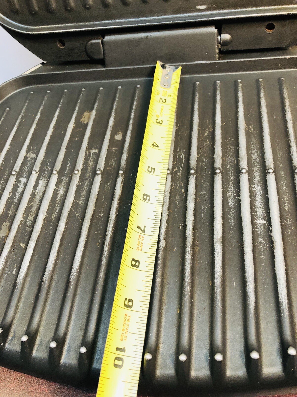 George Foreman lean mean FAT grilling machine Without grease tray “ WORKING “