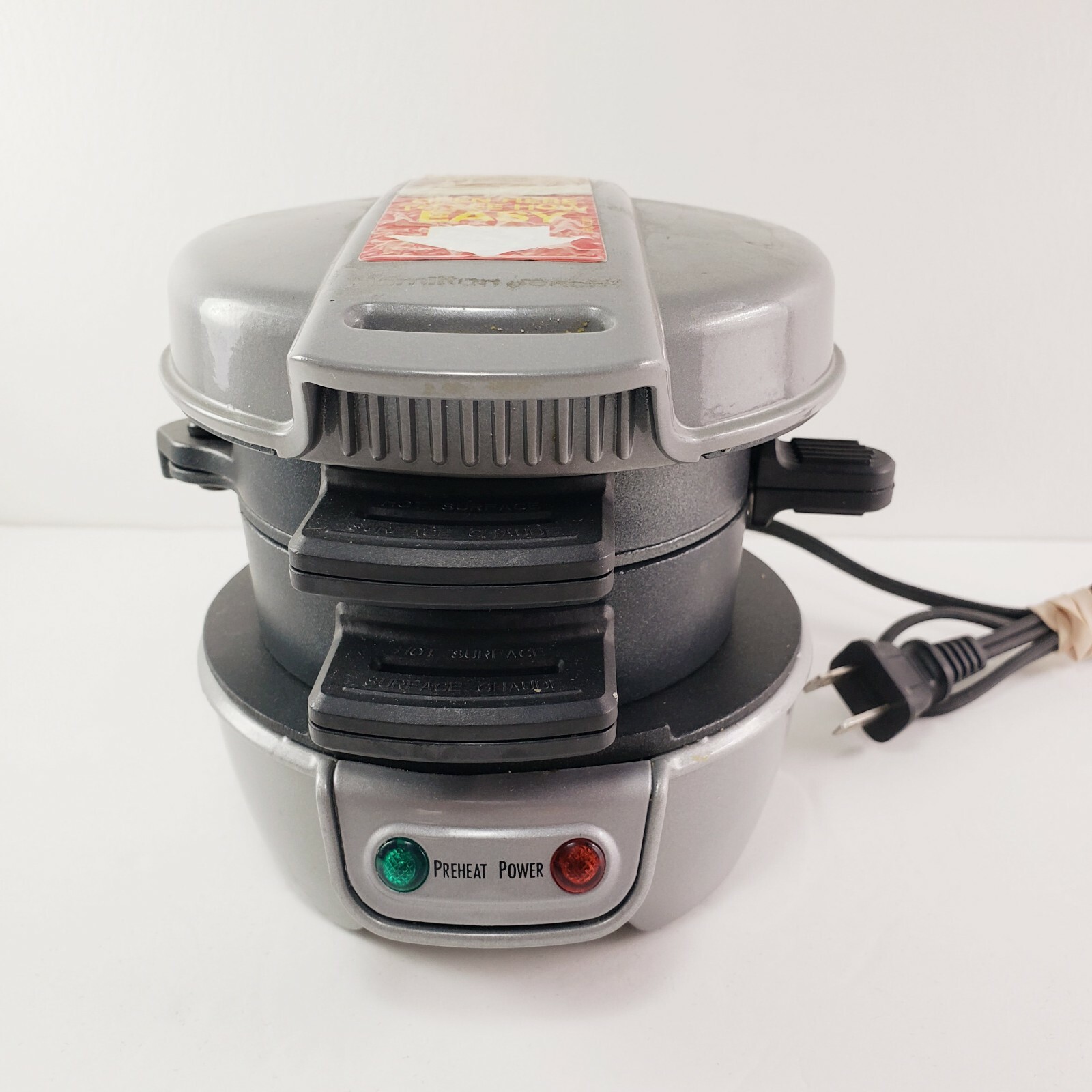 Hamilton Beach Breakfast Sandwich Maker 25475 Non Stick 120V Tested