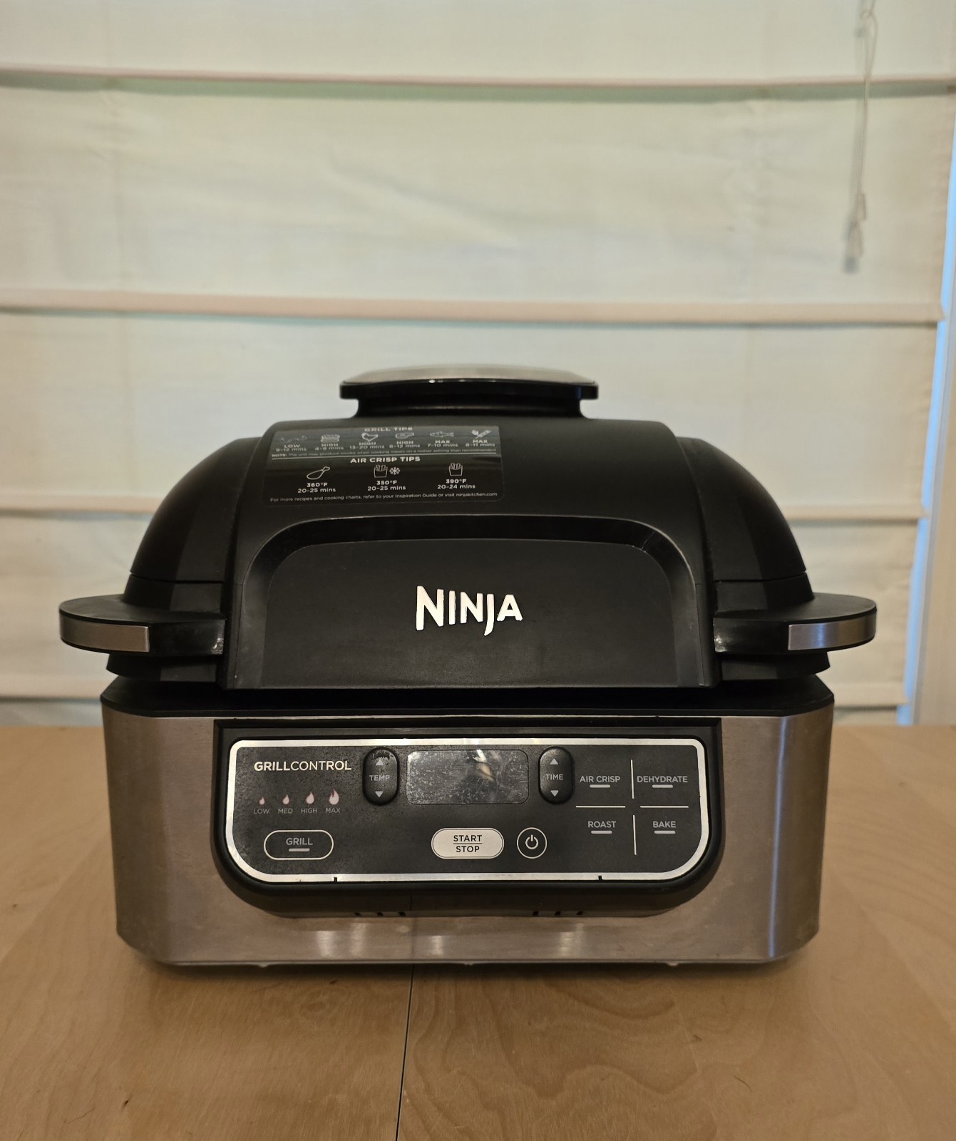 Ninja Foodi Grill AG302 Indoor Grill Air Fryer Roast Bake Dehydrate