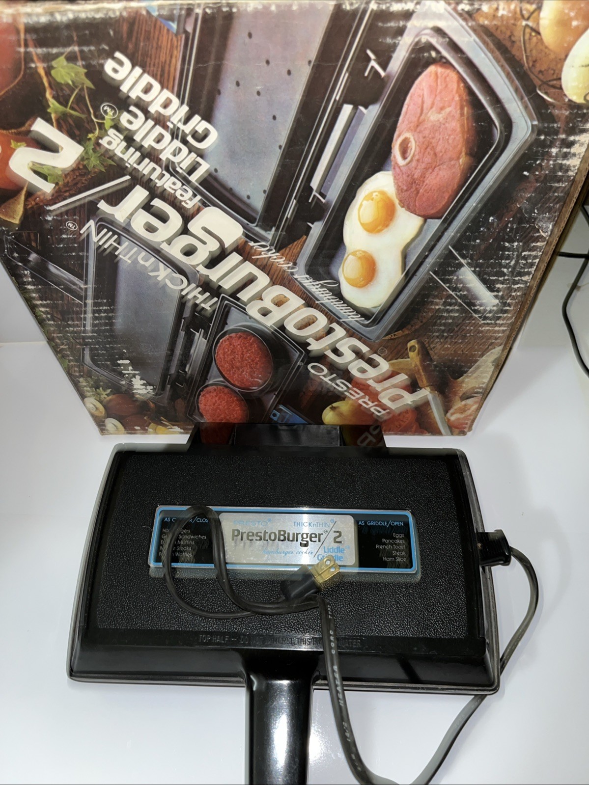 Vintage PrestoBurger 2 ThickNThin Hamburger Cooker Liddle Griddle w/ Cord/Book