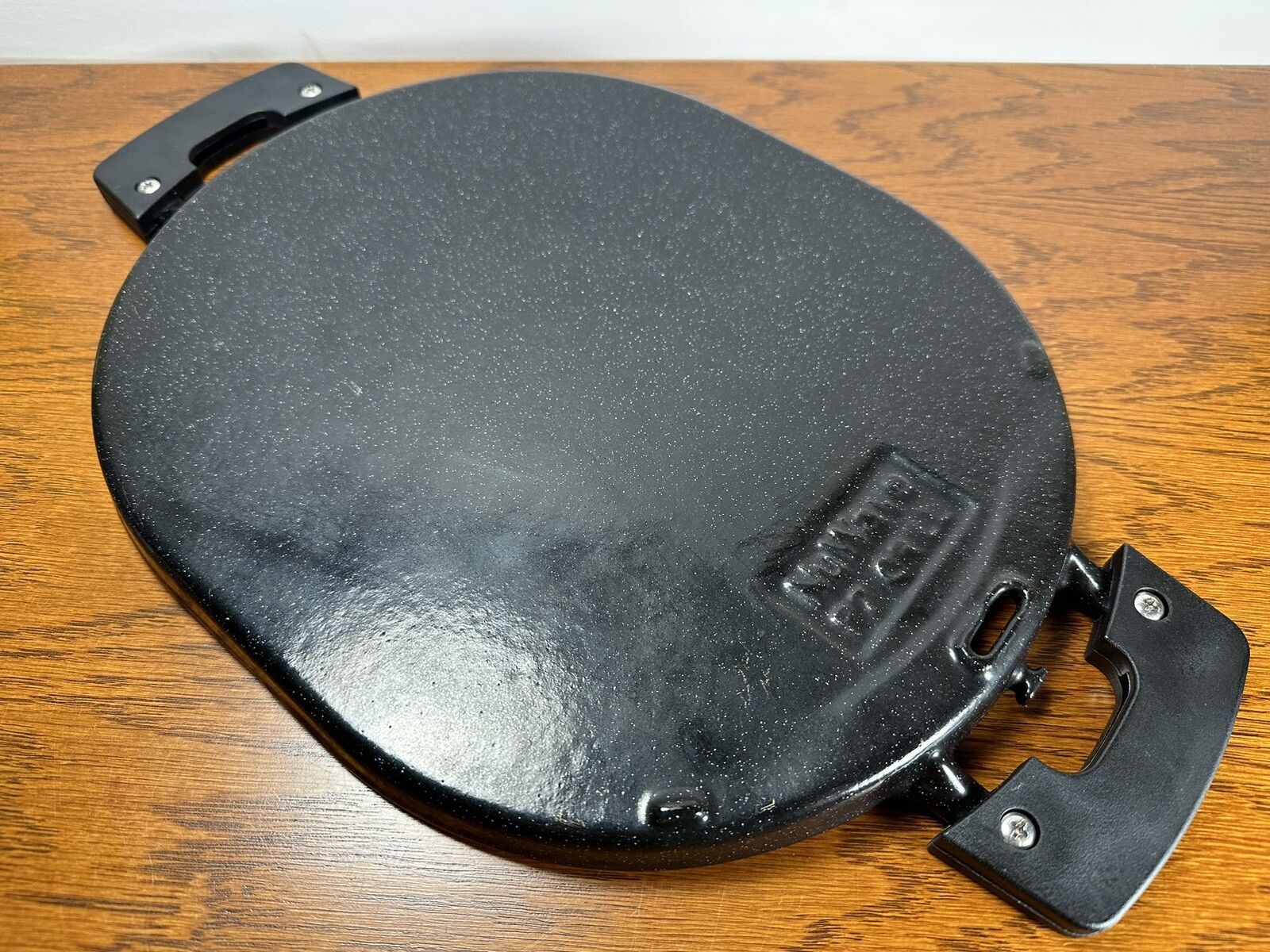NuWave Precision Induction Cookware Cast Iron Grill with Oil Drip Tray 31104 New