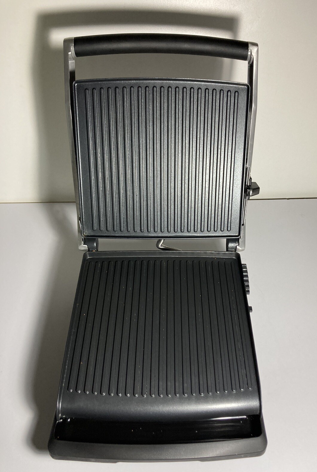 BREVILLE “Panini Press Grill” Model BGR200XL w/Original Box & Manual Gently Used