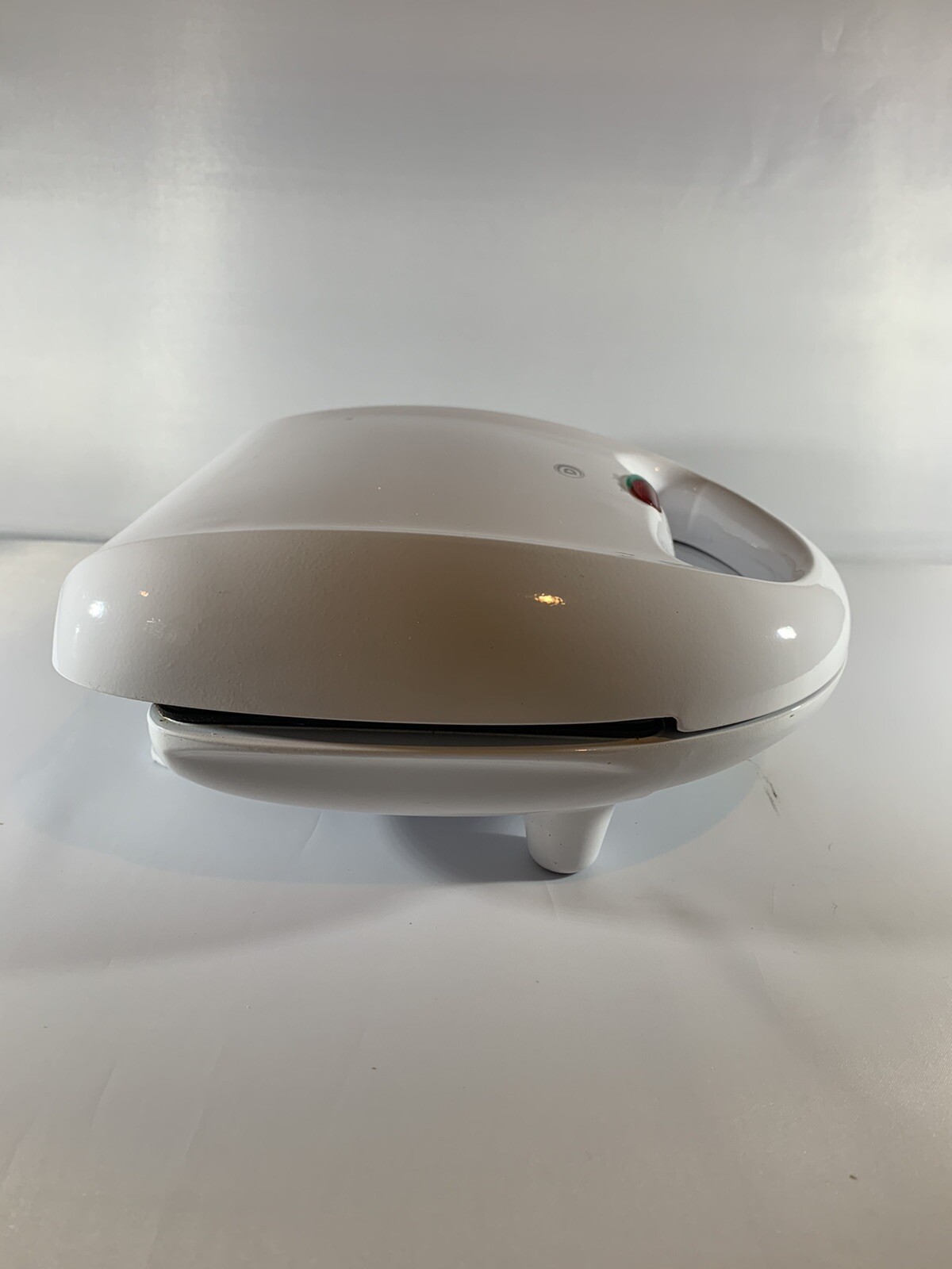 Durabrand sandwich maker model sm305 Used-tested Preowned