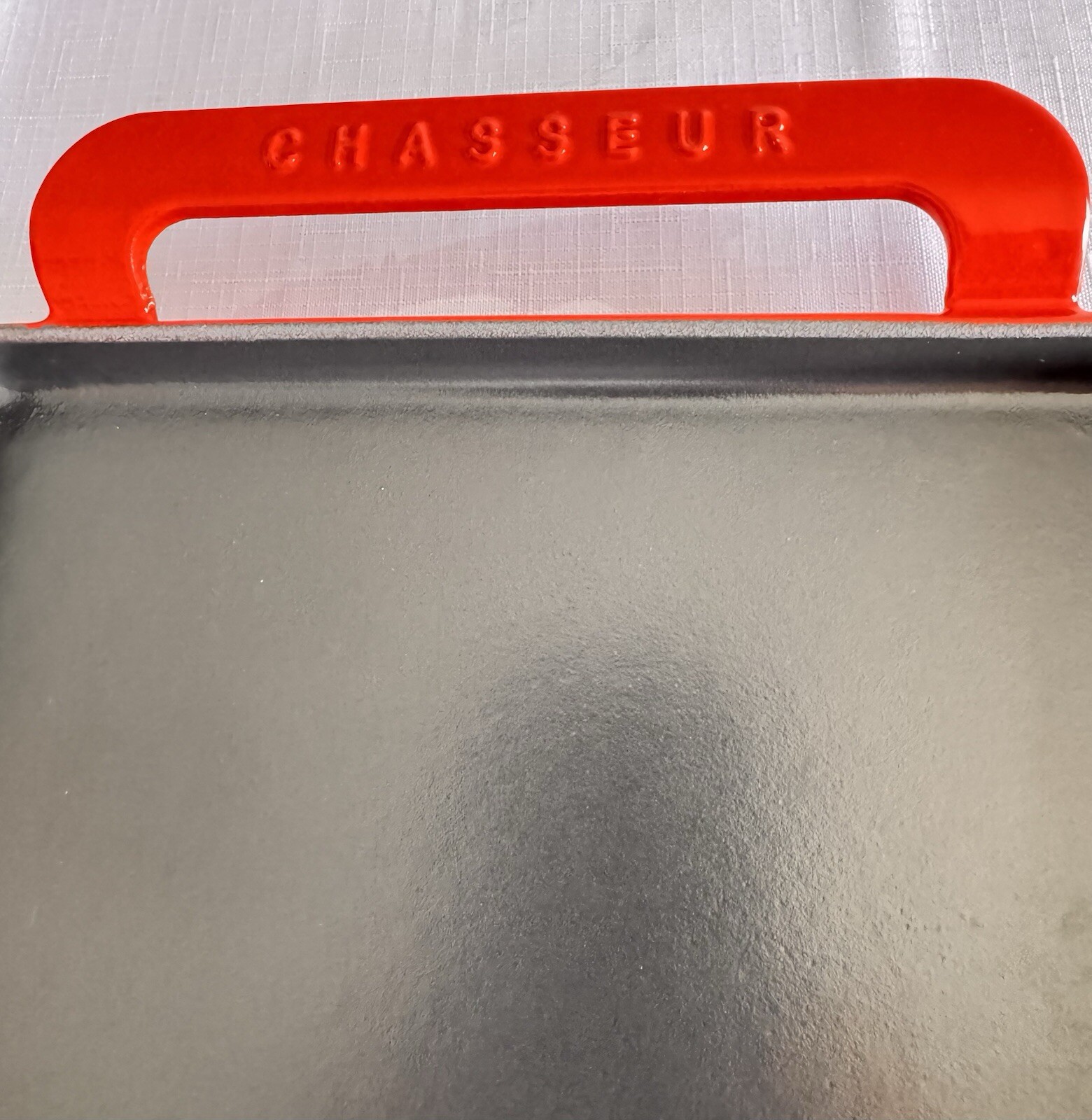 Cast iron griddle rectangularChasseur 16.5″ x 9.75″ in Beautiful Red Heavy Duty