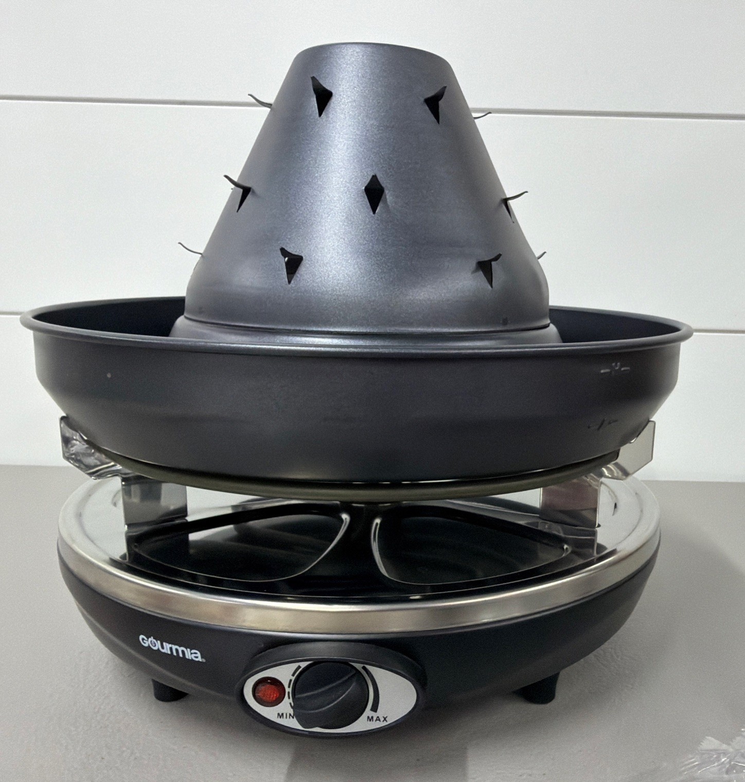 Gourmia Party Grill & Rackets, Model GEG1400 – new, open box