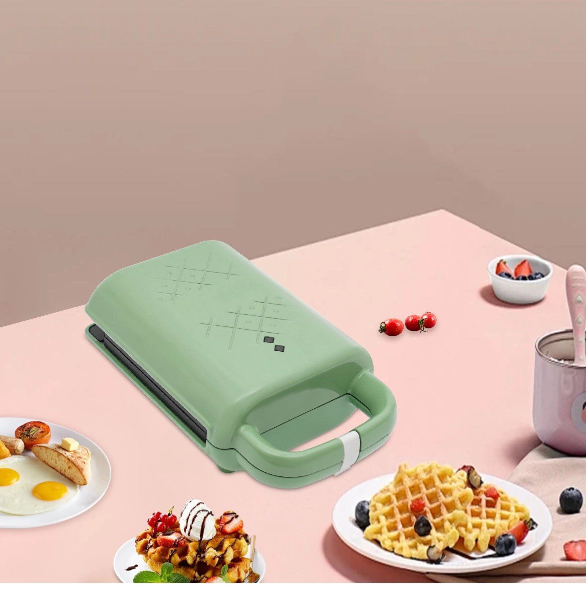 Electric Sandwich Maker Breakfast Machine Portable Sandwich Maker 600W Green NEW