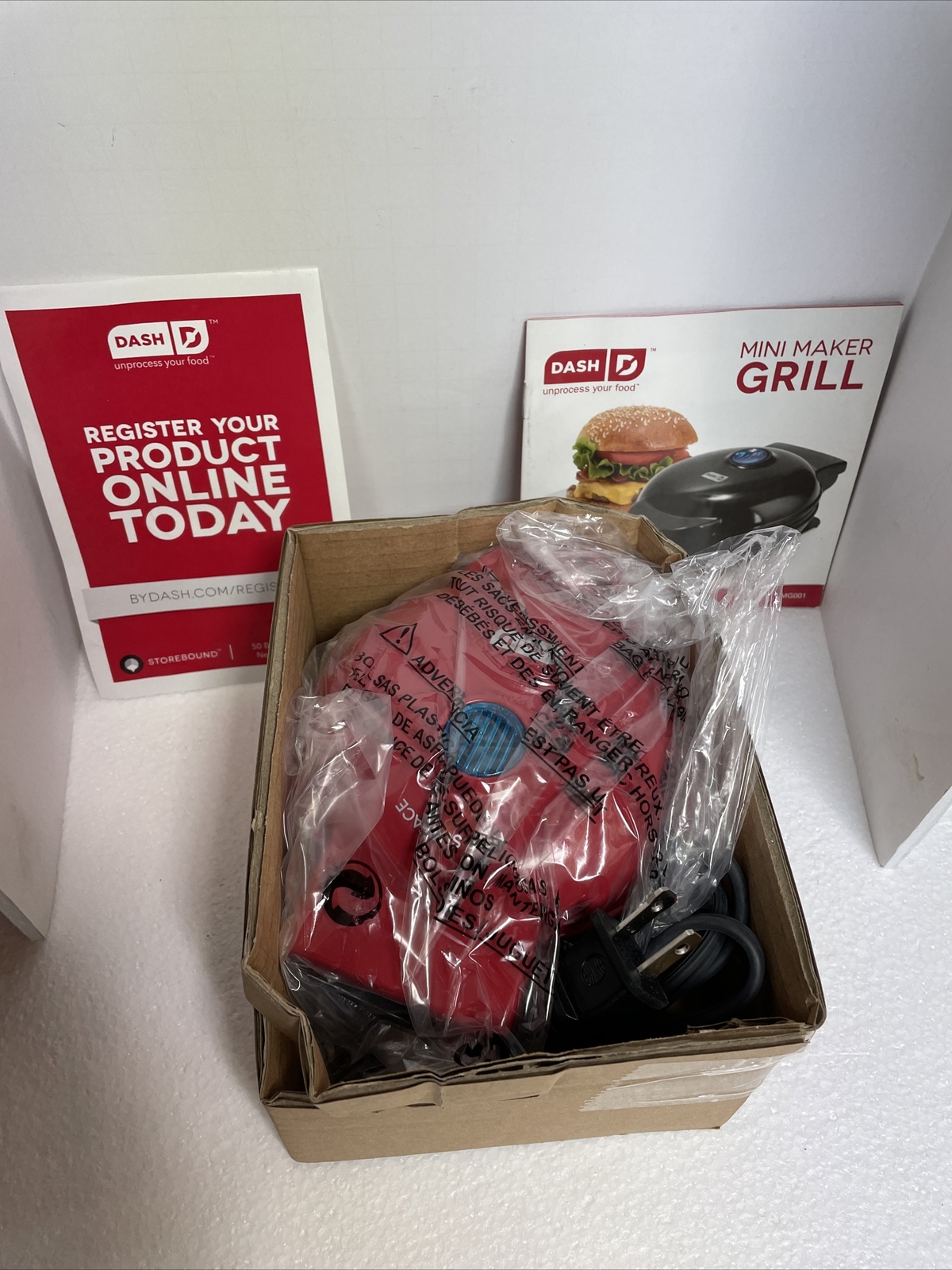 Dash mini maker grill, Red New in Box 4″ Surface 350 Watts Easy Clean NEW!