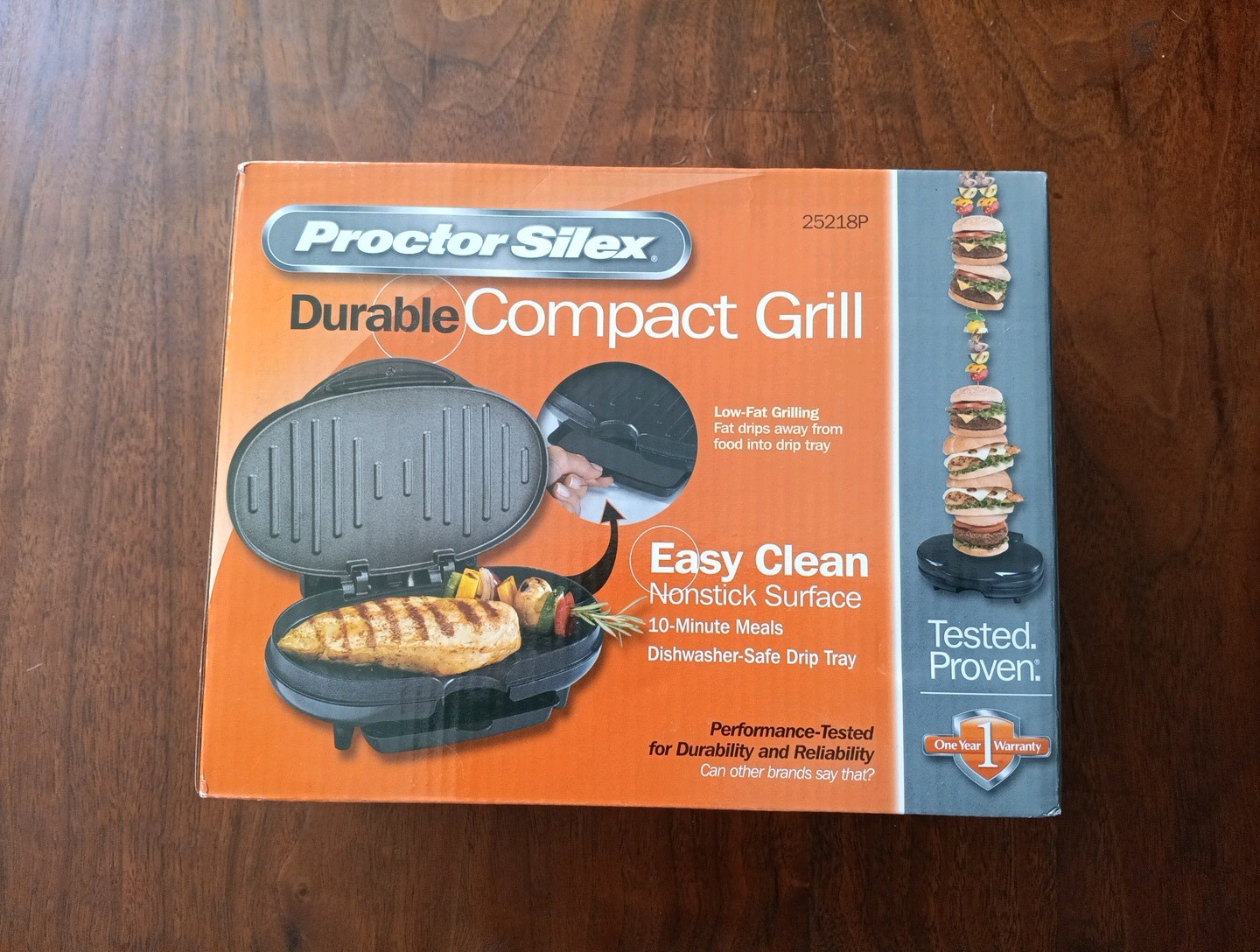 Proctor Silex Durable Compact Grill. Easy Clean Nonstick Surface. Black 120V.