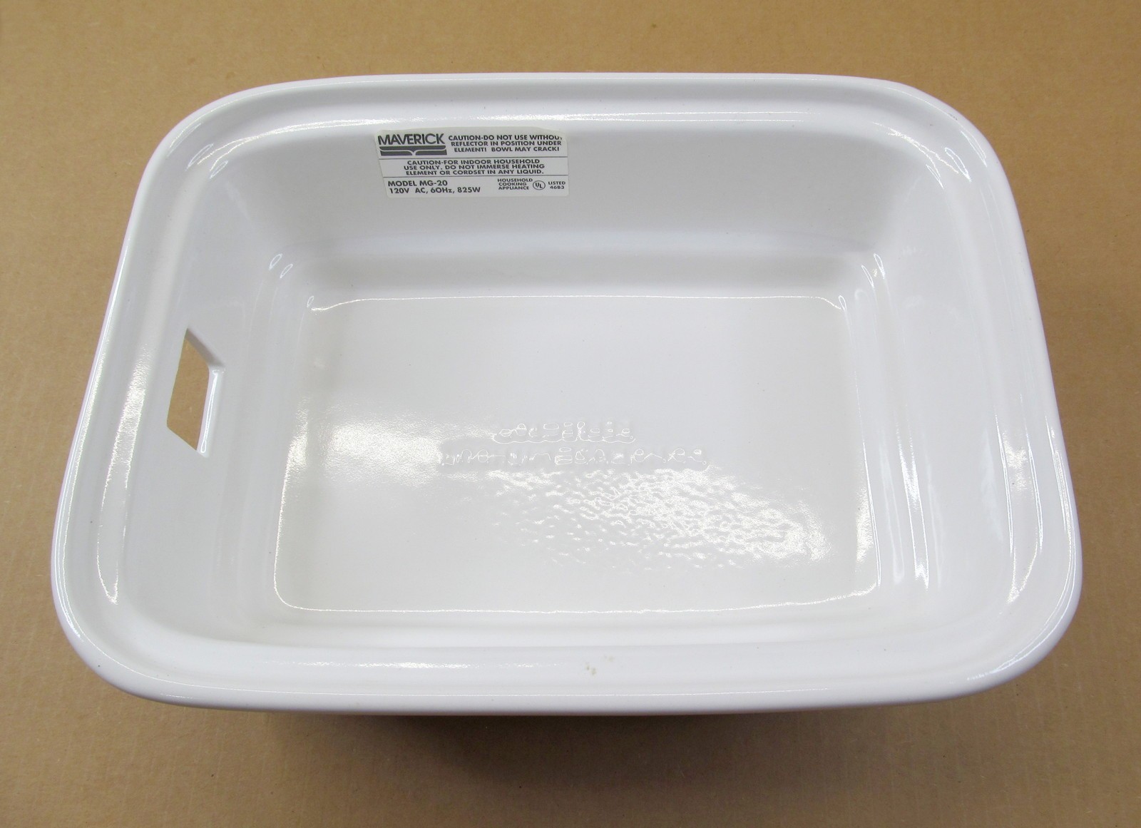Maverick Smokeless Indoor Electric Broiler Grill | MG-20 | 9″ x 12″ White Crock