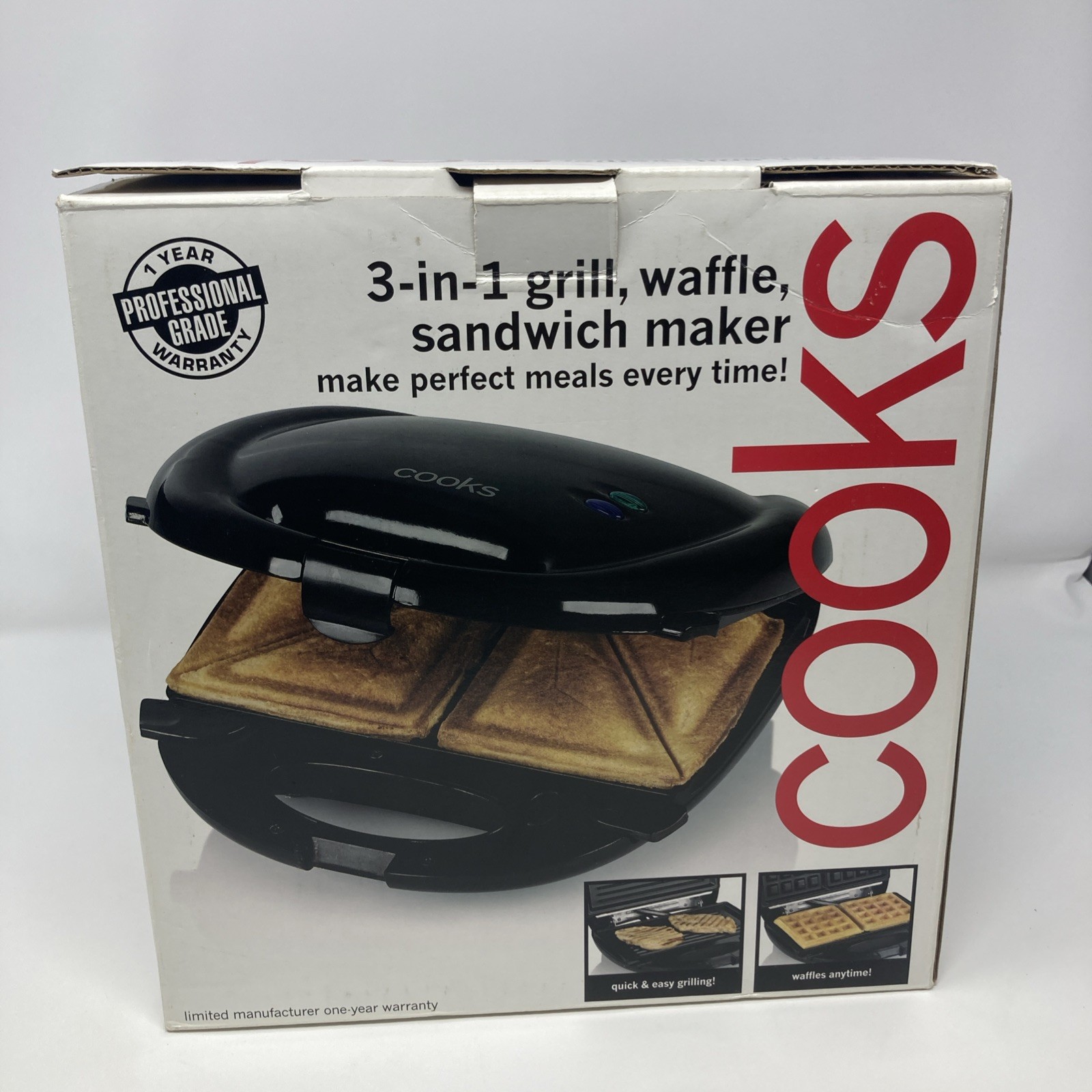 Cooks 3 in 1 Grill, Waffle, Sandwich Maker, Open box