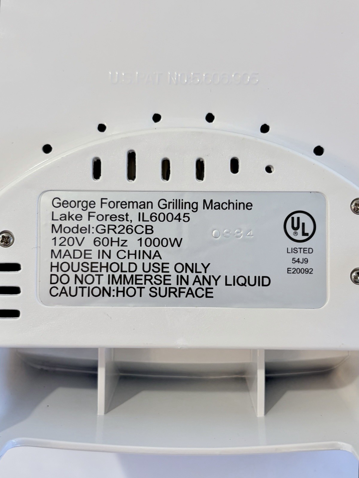 George Foreman lean mean fat grilling machine GR26CB READ – Broken Handle-CLEAN