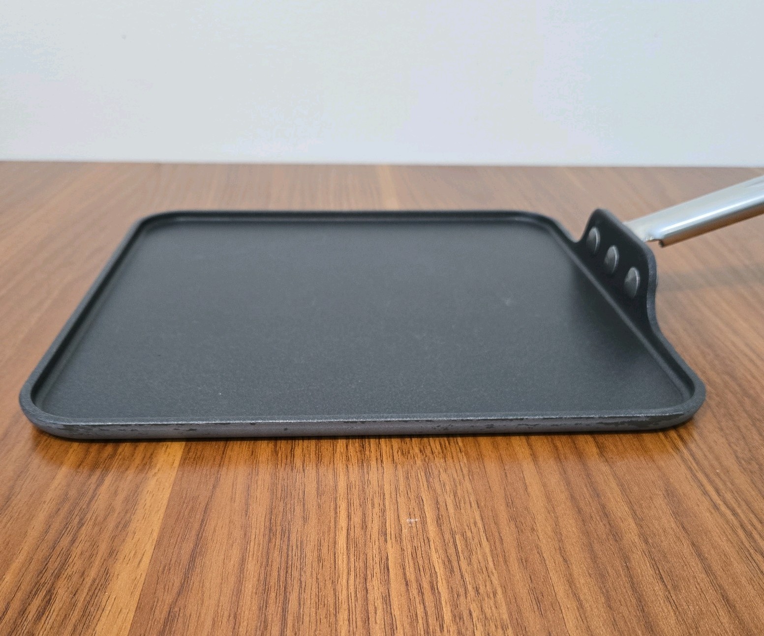 CALPHALON FLAT 11″ SQUARE HARD ANODIZED ALUMINUM NONSTICK GRIDDLE 1211