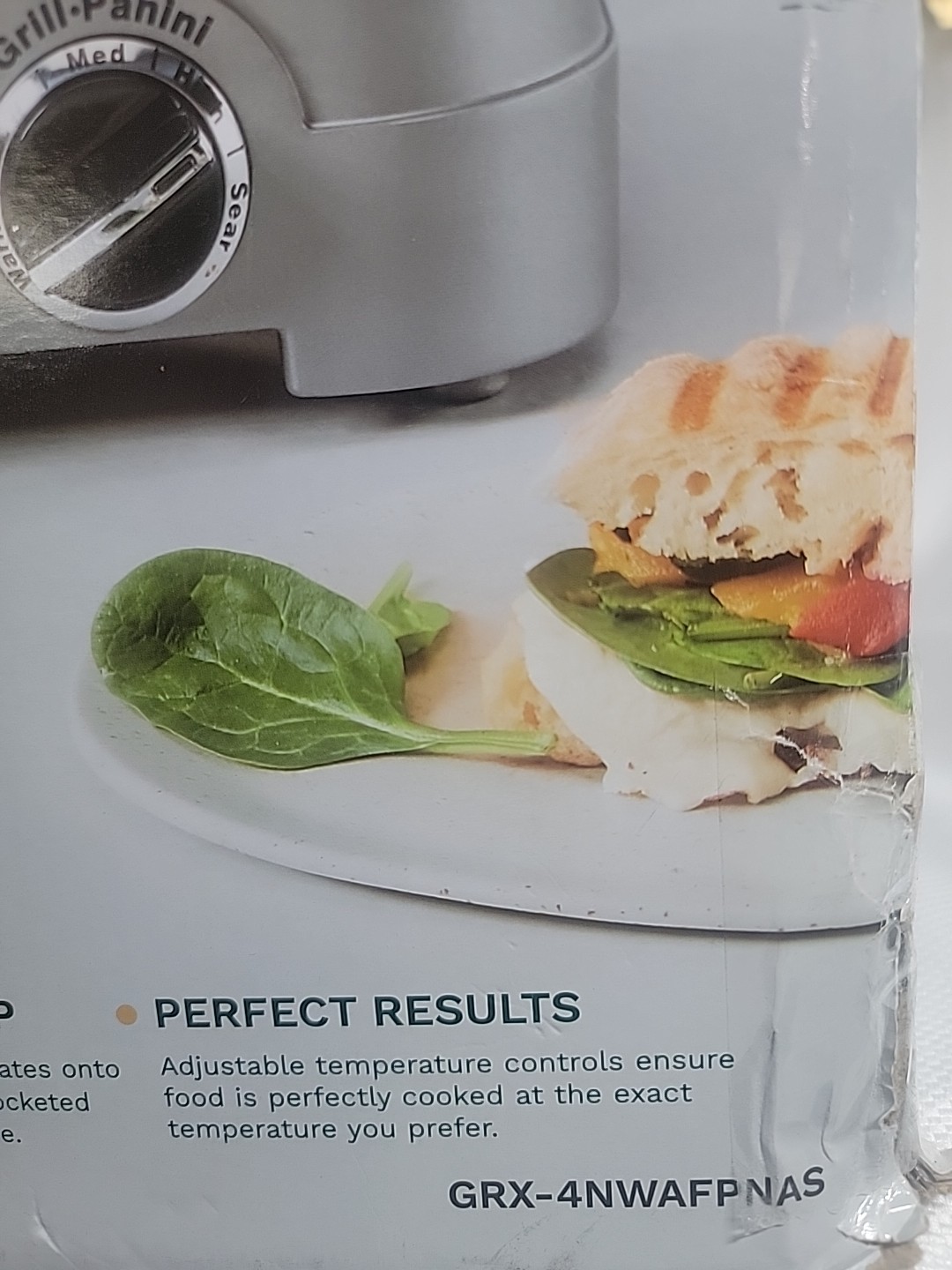 Cuisinart Griddler Grill/Griddle & Waffle Maker New Stainless Steel 6-in-1