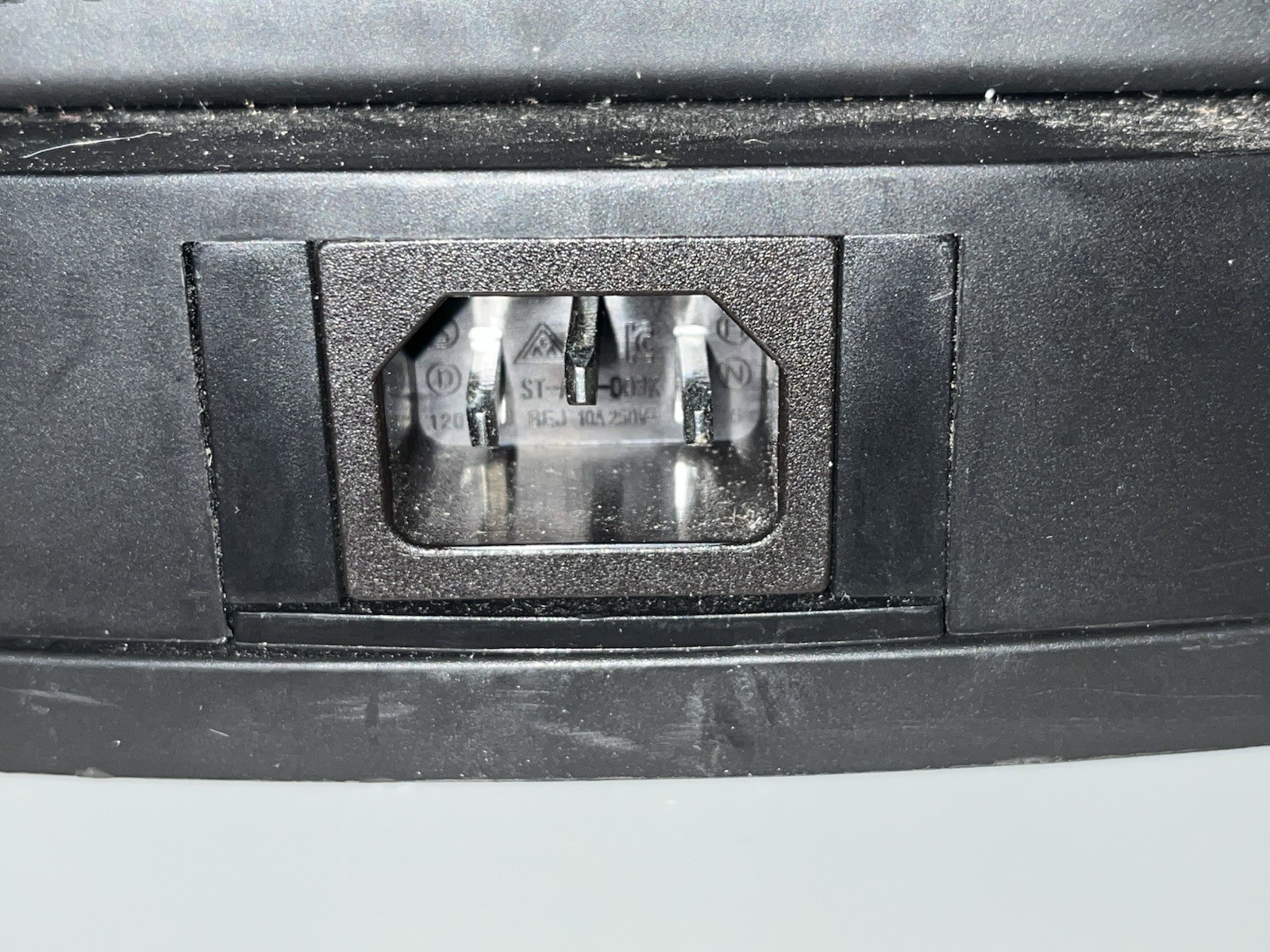 Hot Shot Smokeless Grill without Cord – 2 Grill Plates Included