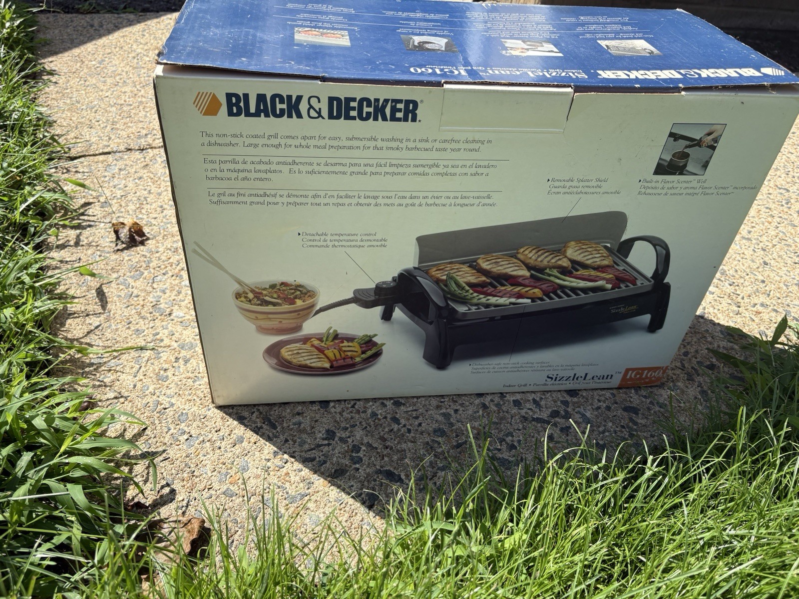 NWB BLACK+DECKER SizzleLean IG160 Indoor Electric Grill 1600W Non-Stick Black
