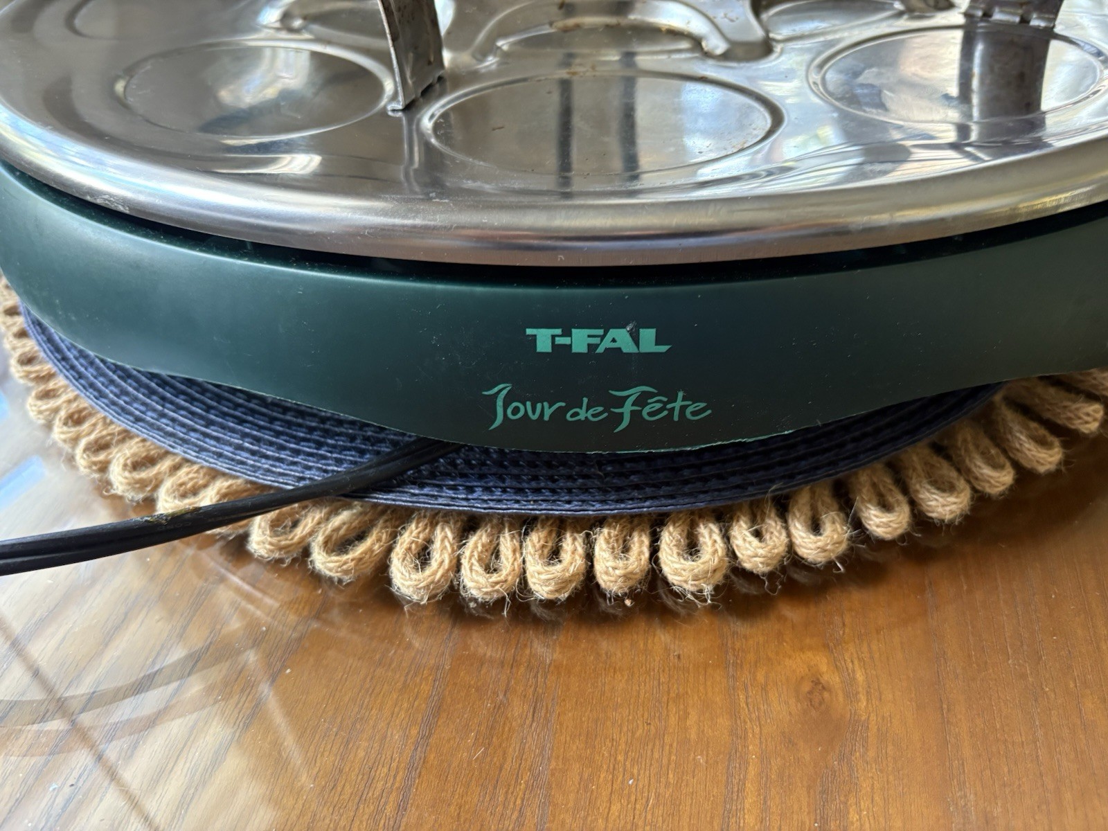 T-Fal Tour De Fete Gourmet Raclette Grill 6-Tray Dinner