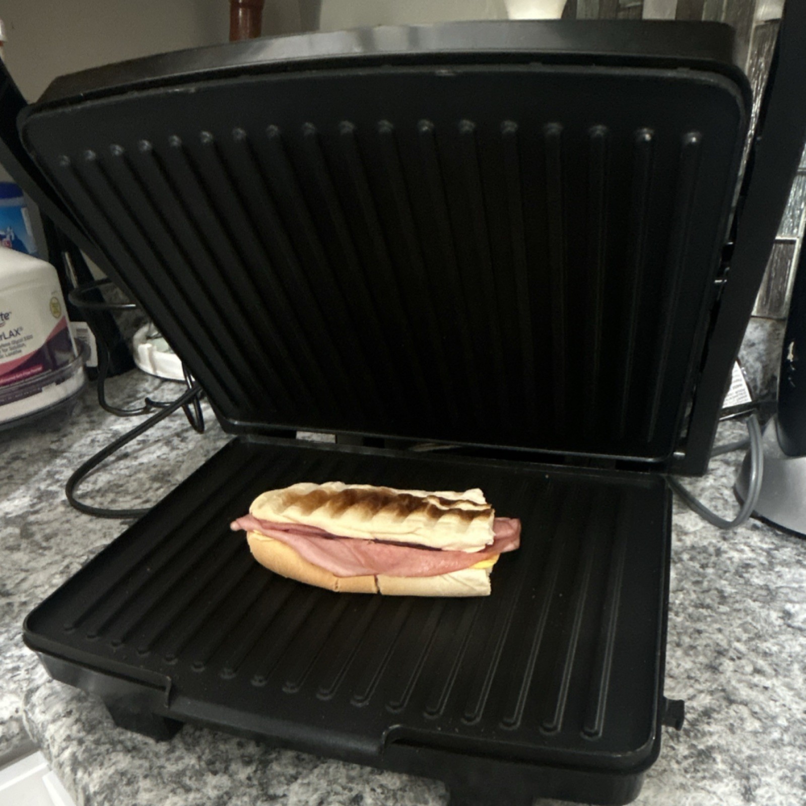 Yabano Electric Panini Press Grill Stainless Steel Non-Stick Silver Black