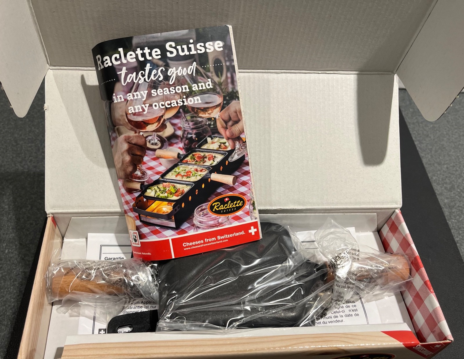 Raclette Suisse Twiny Cheese Roaster NIB Swissmade
