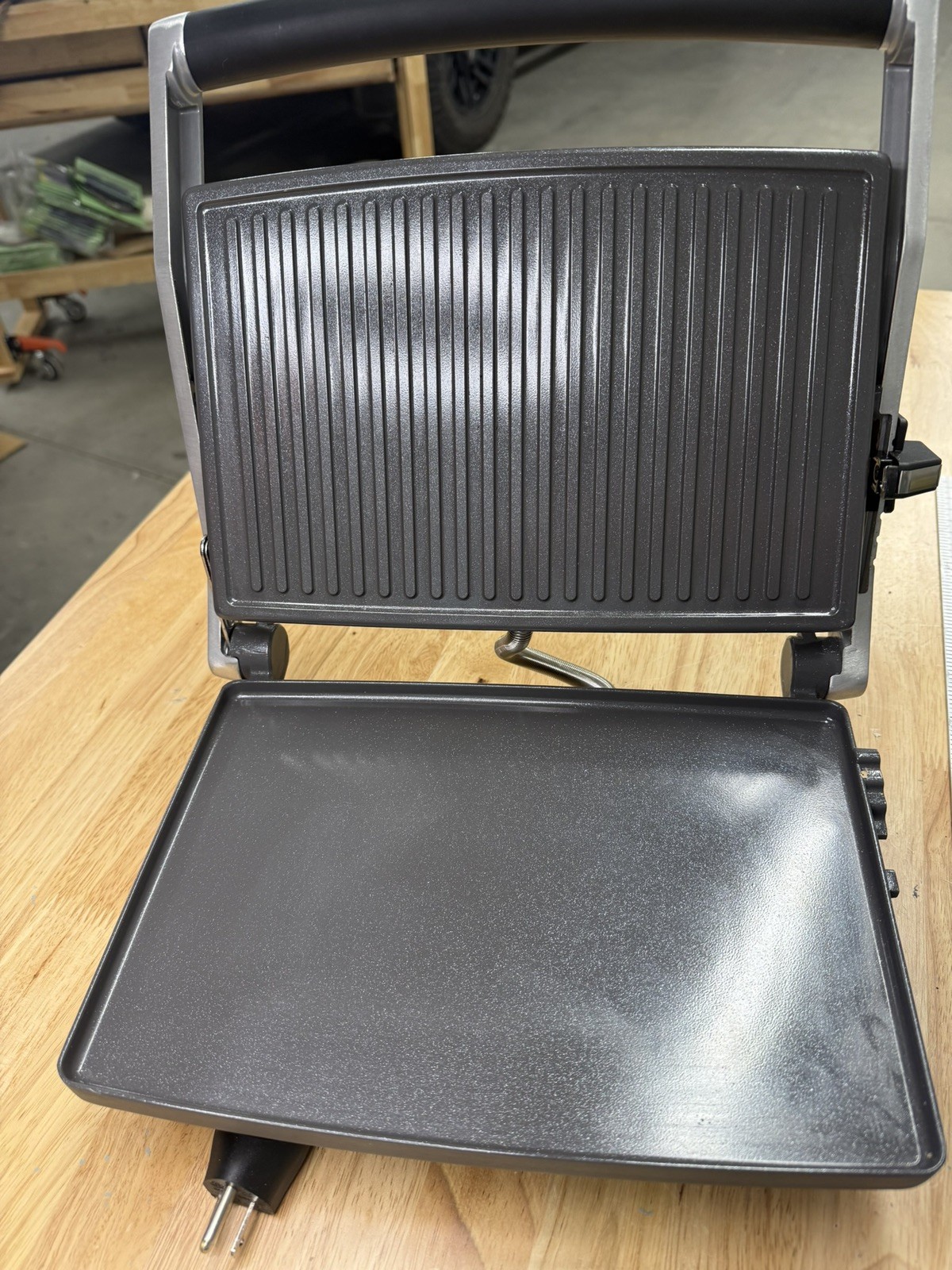 Breville BSG520XL Panini Duo 1500W Non-Stick Panini Press (Never Been Used)