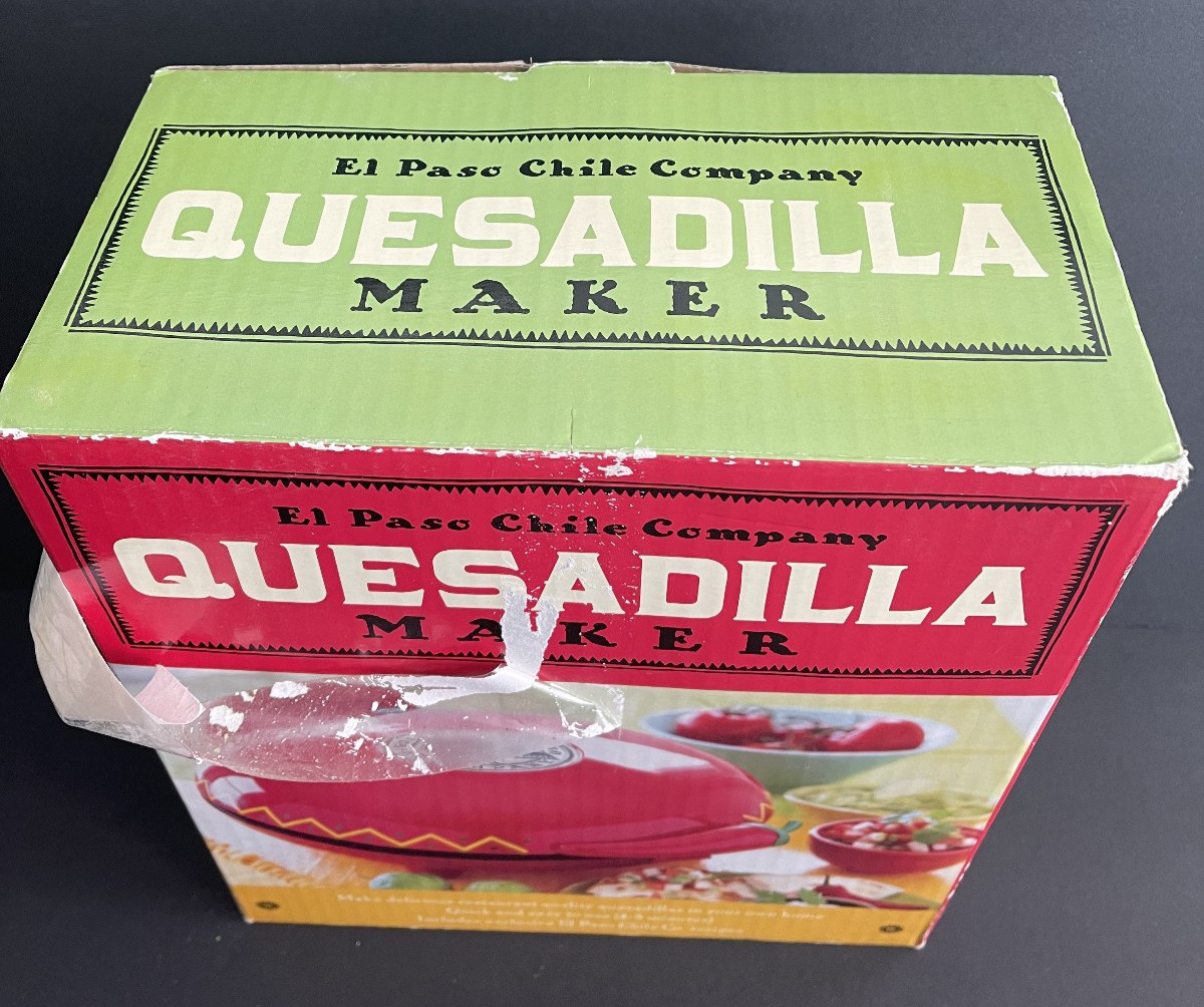 El Paso Chile Company Red Quesadilla Maker ~ New Open Box!