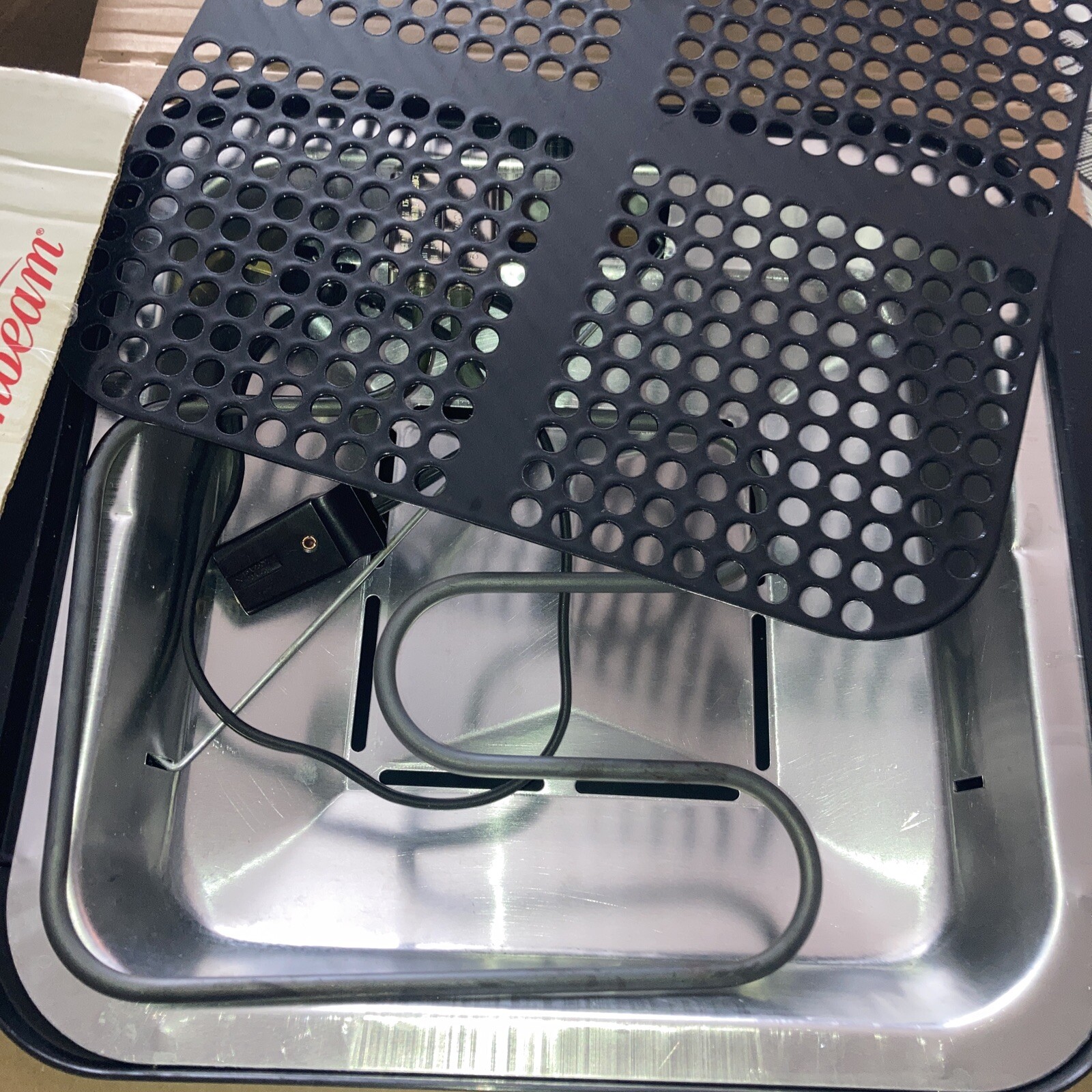 SUNBEAM 12X12 ELECTRIC INDOOR GRILL 4759 NEW VINTAGE