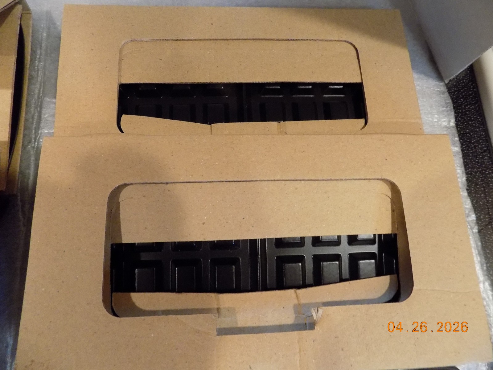 Everstar Three–In-One Grill Model 358 900 w/ 3 Interchangeable Grill Plates