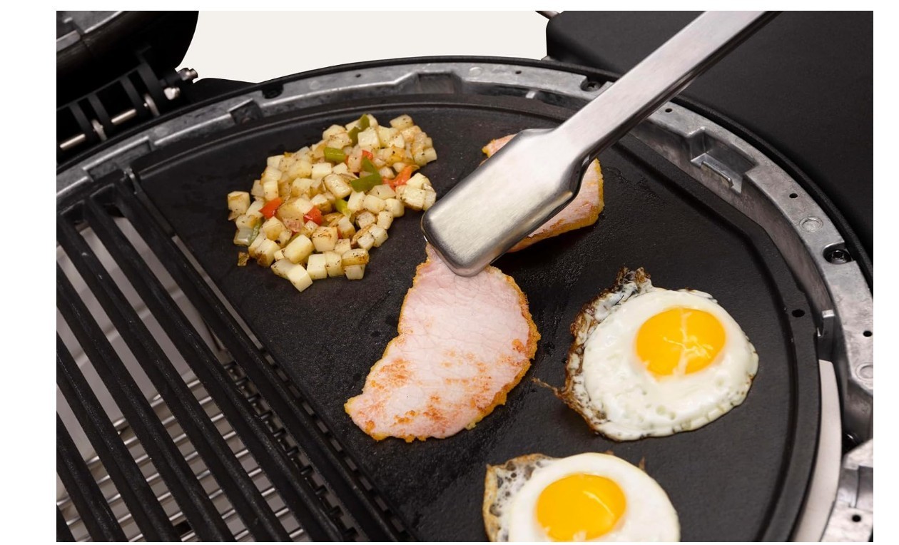 Broil King Half Griddle Heavy-Duty Reversible Cast-Iron for Broil King Keg grill
