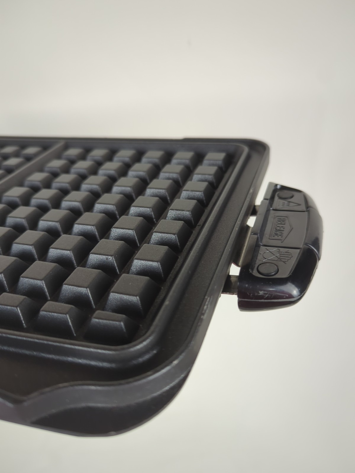 George Foreman EVOLVE WAFFLE Plates Model TSK-2610 Replacement Grill Set