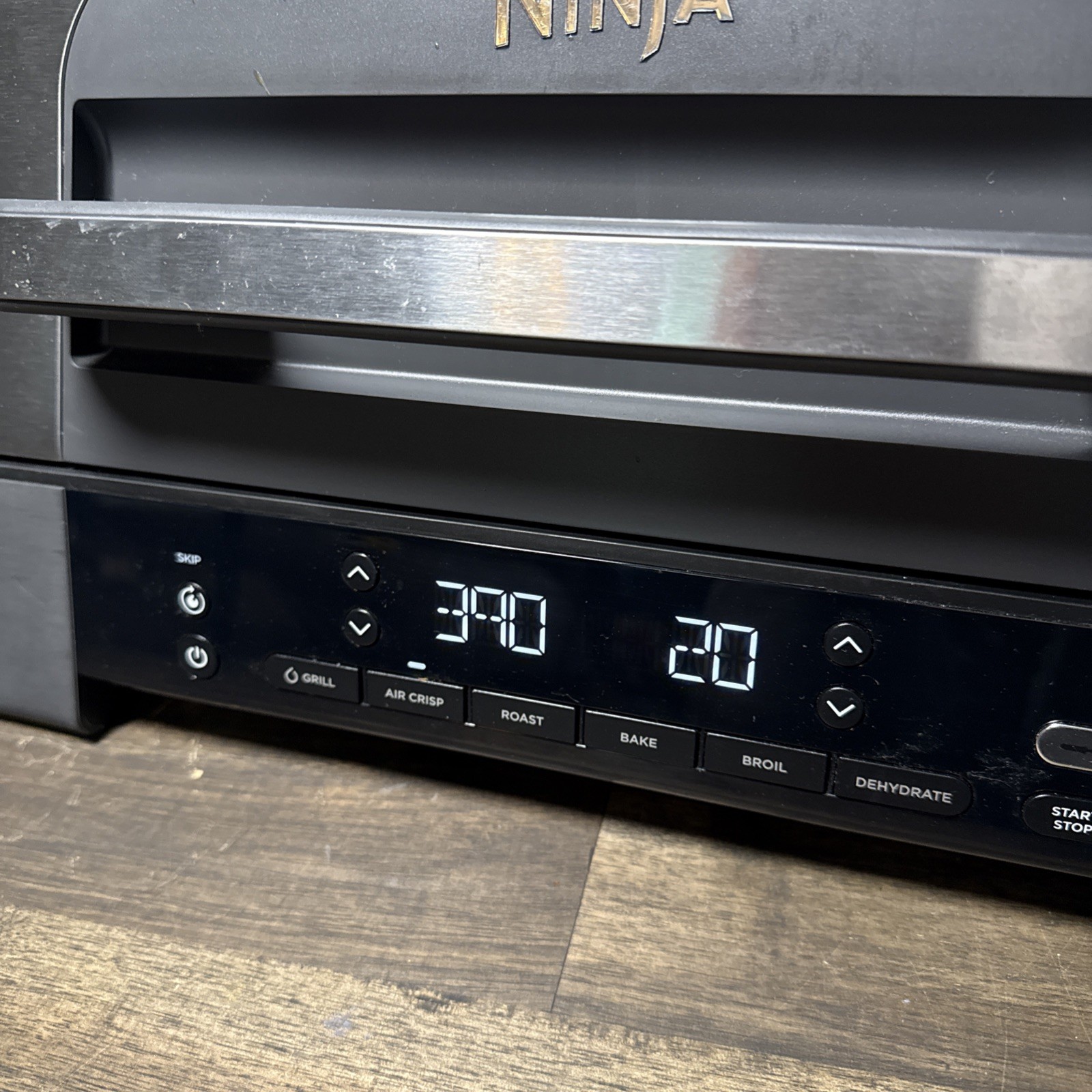 Ninja DG551 Foodi Smart XL 6-in-1 Indoor Grill w/ Smart Cook System