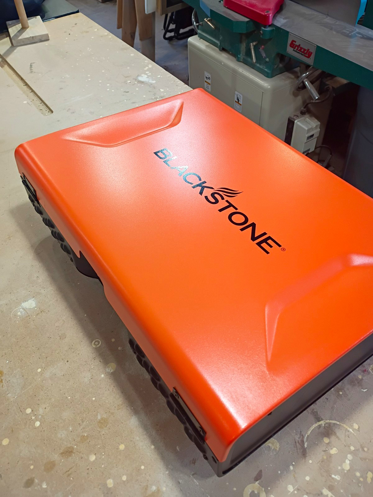 Blackstone Portable Griddle Grill, Rectangle, Black with Orange Lid