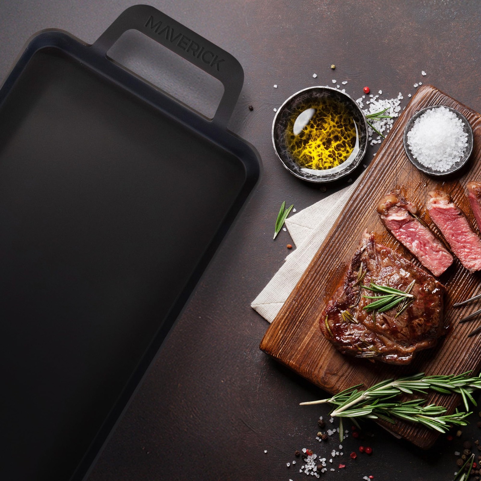 Maverick 22-Inch Preseasoned Carbon Steel Griddle 4mm Heavy-Duty Flat Top Grill
