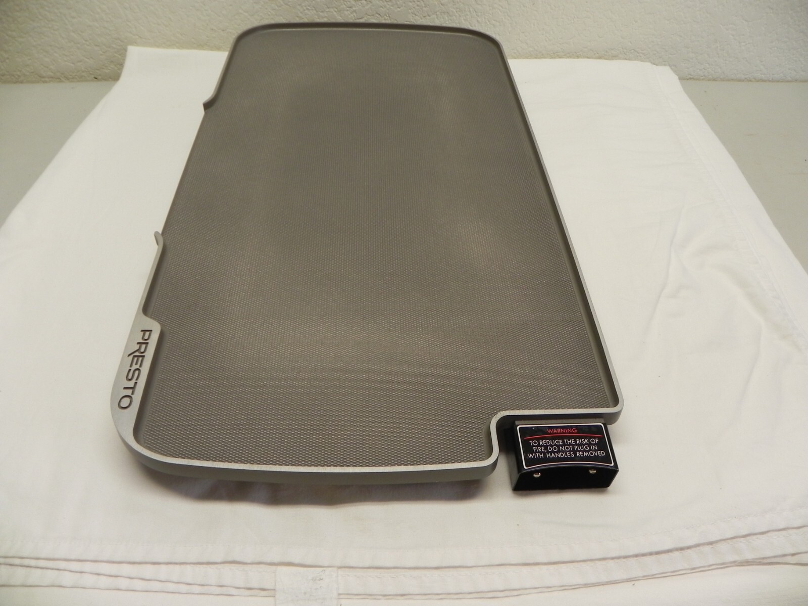 Presto Model 0706201 22-inch Ceramic Electric Griddle Cooking Surface(Part Only)