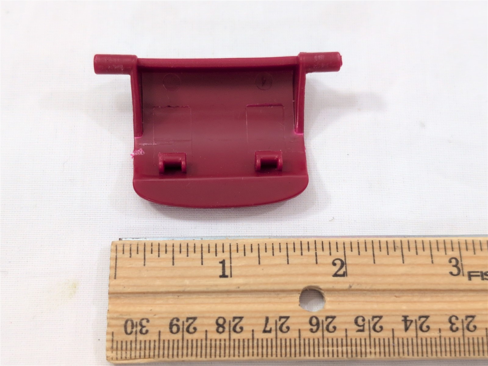 Johnsonville Sizzling Sausage Indoor Grill BTG-0498 Parts red latch/lock