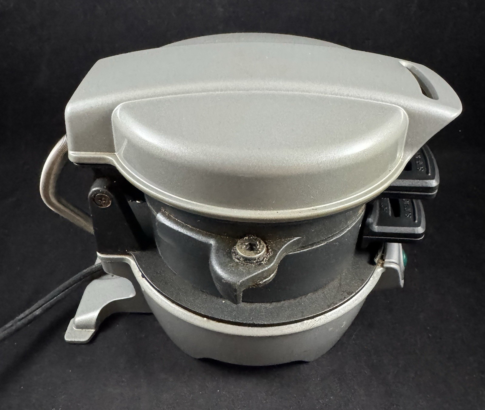 Hamilton Beach Breakfast Sandwich Maker w/ Egg Cooker Ring Silver 25475W