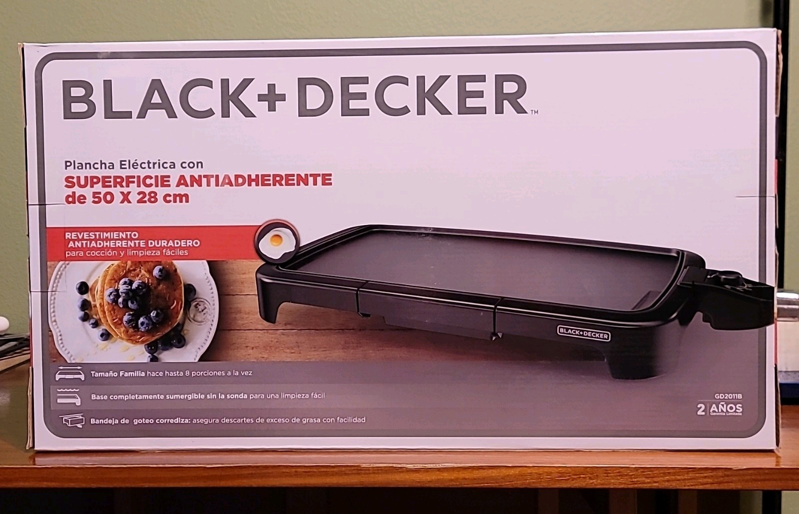 BLACK+DECKER 20″ x 11″ Nonstick Electric Griddle 1500W GD2011B Black