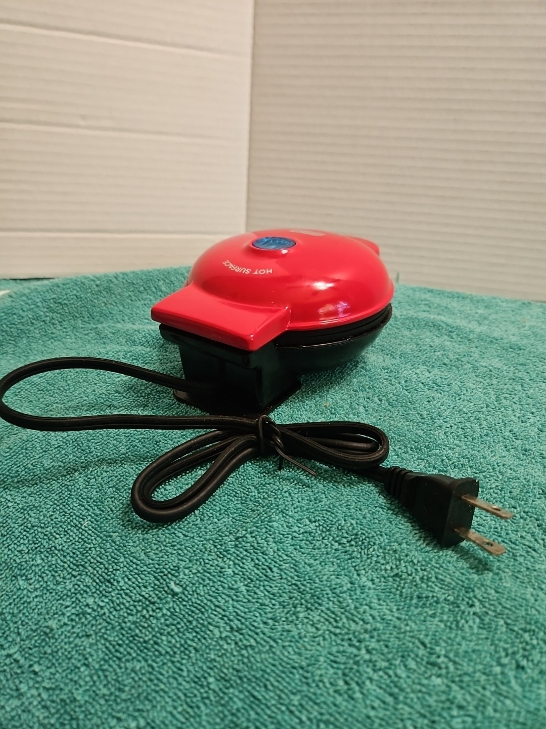 Dash Mini Maker Electric Round Griddle Individual Pancakes Cookies Eggs Red