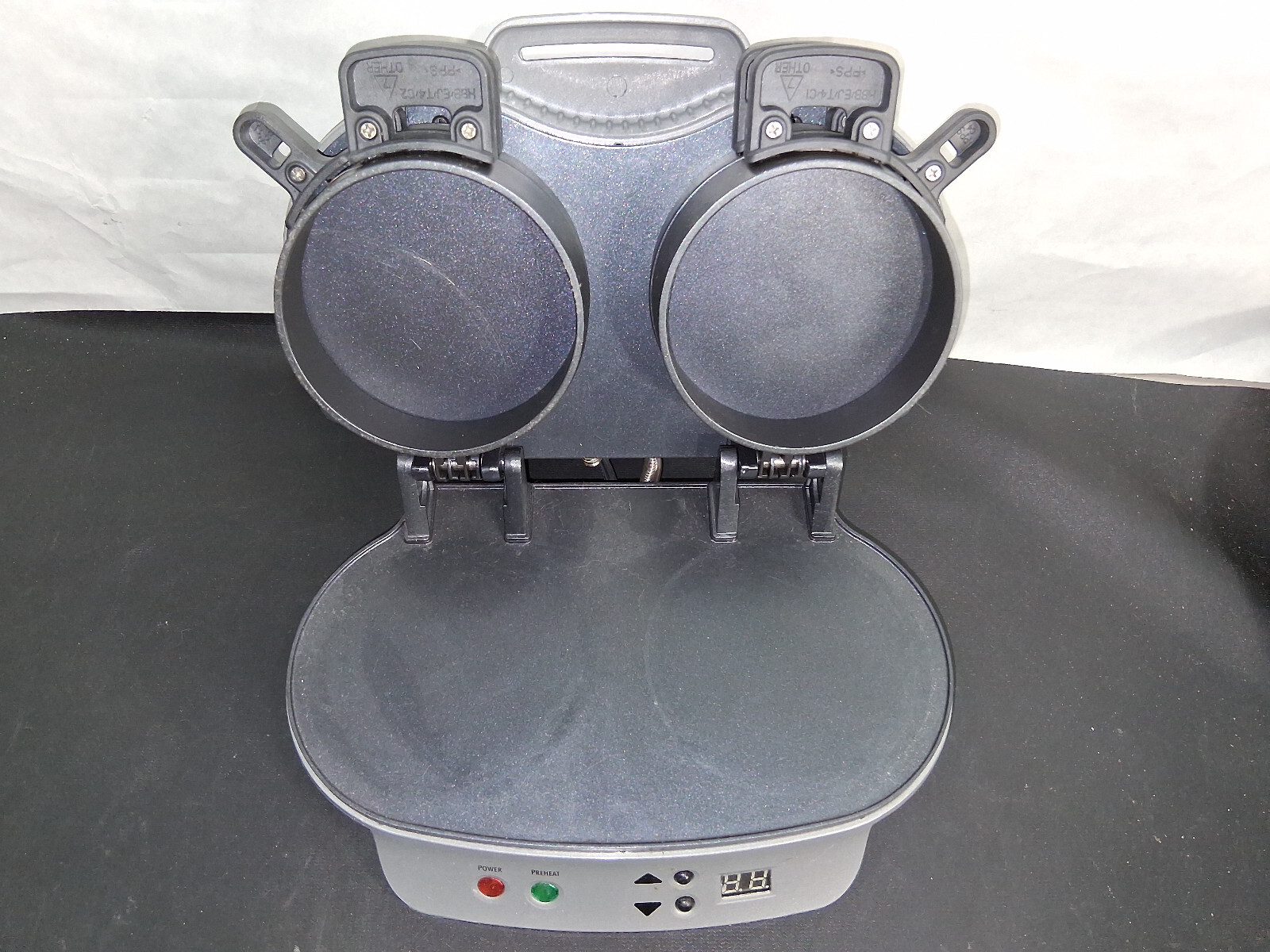 Hamilton Beach Breakfast Sandwich Maker Dual Press With Timer 1200 W