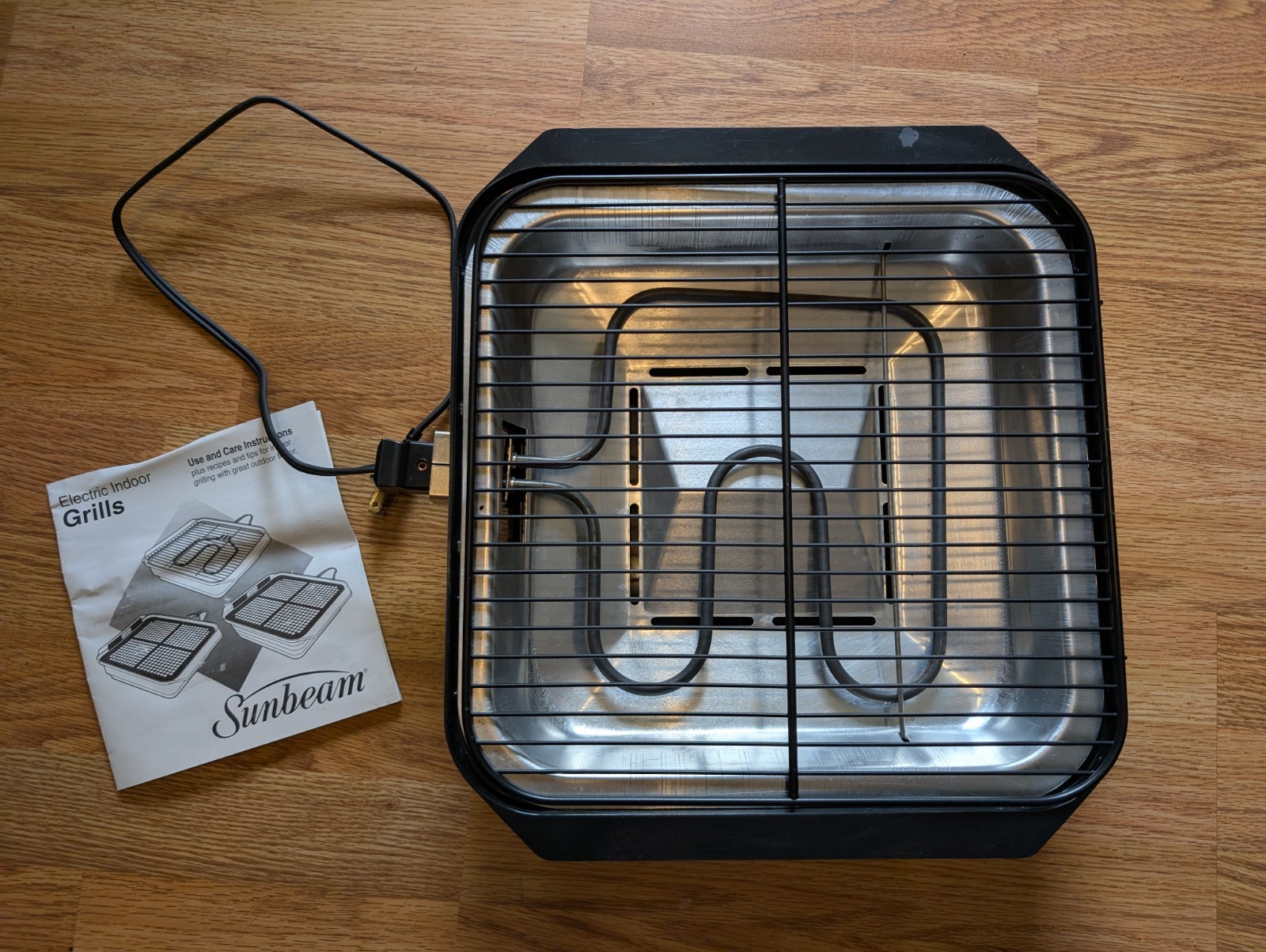 Vintage SUNBEAM 12X12 ELECTRIC INDOOR GRILL 4759 NEW