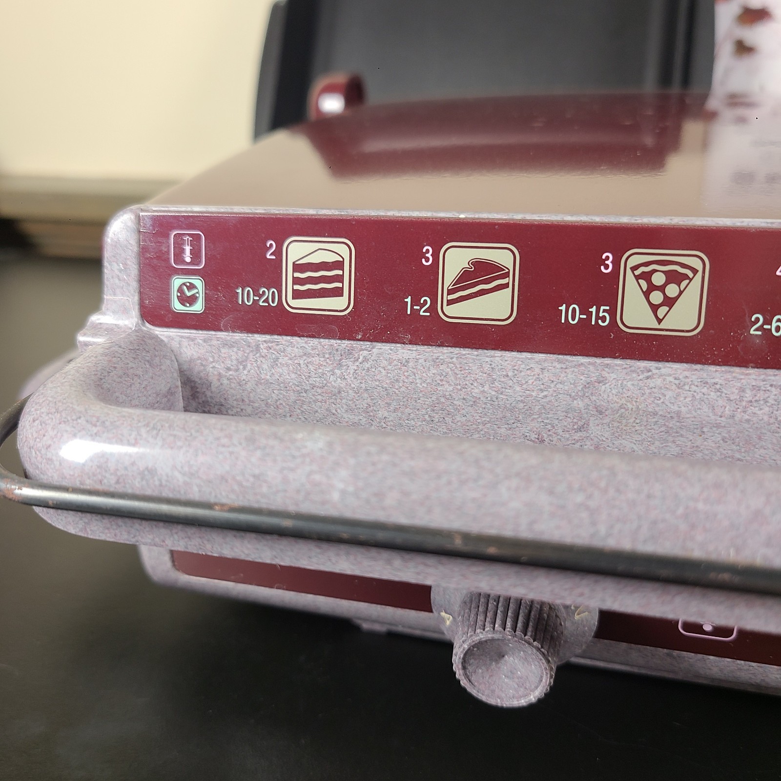 VTG 90s / 00s Toastmaster Grillerie Model 2000 Speed Grill & Bakery w/ Plates