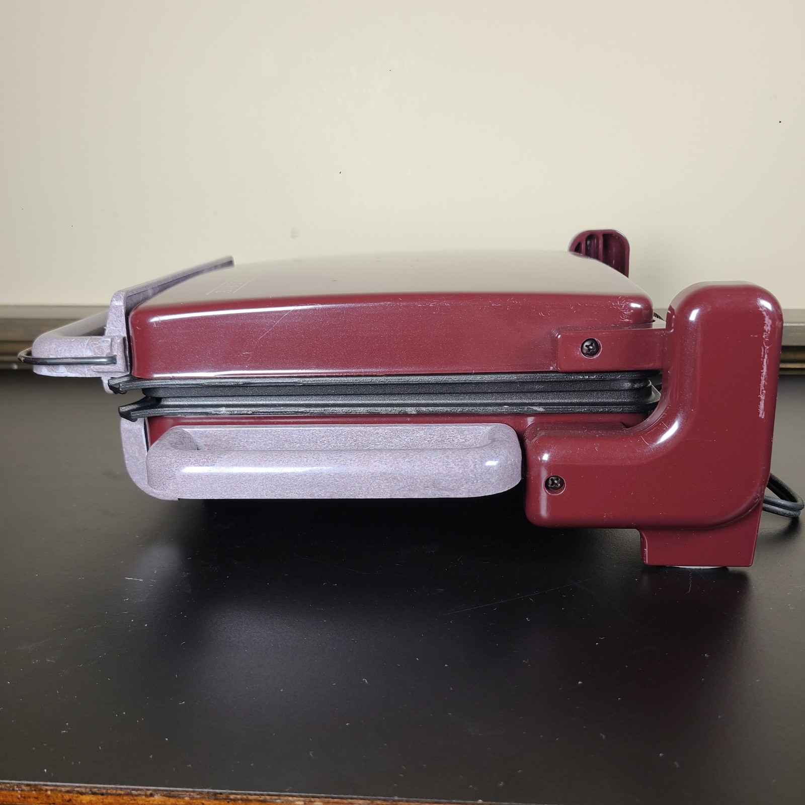 VTG 90s / 00s Toastmaster Grillerie Model 2000 Speed Grill & Bakery w/ Plates