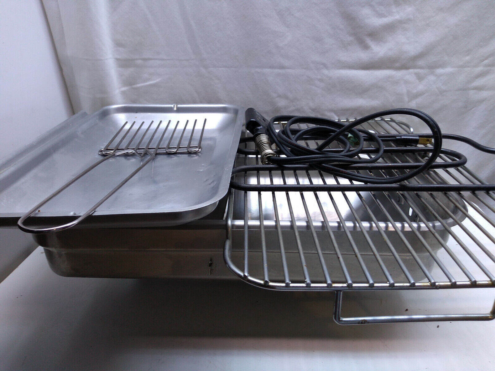 Farberware Electric Open Hearth Indoor Broiler Grill Drip Tray Heat Control 450