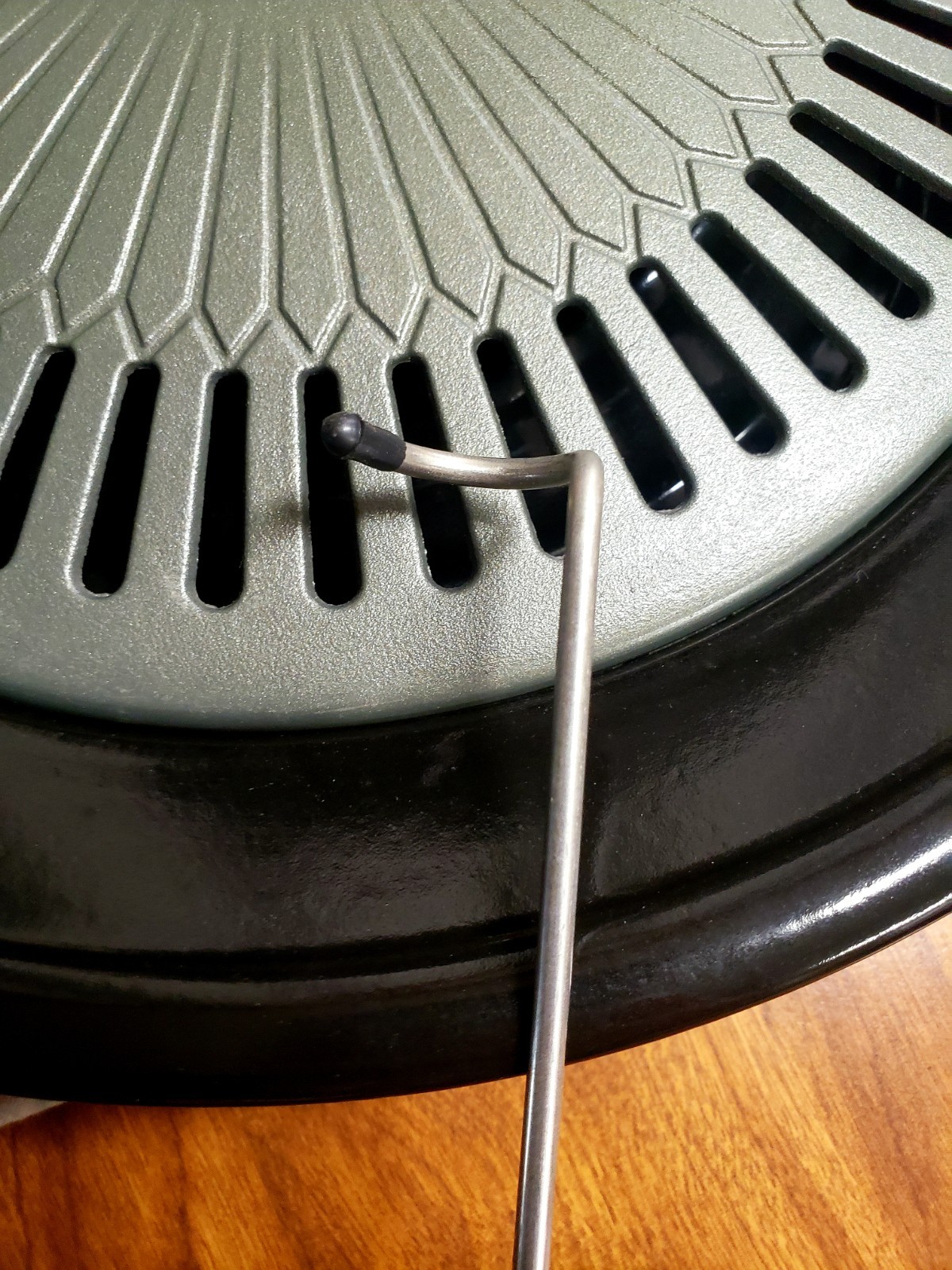 Vintage SYLMARK Mighty Pro Grill Manual Stove Top Grill Portable Round 13in