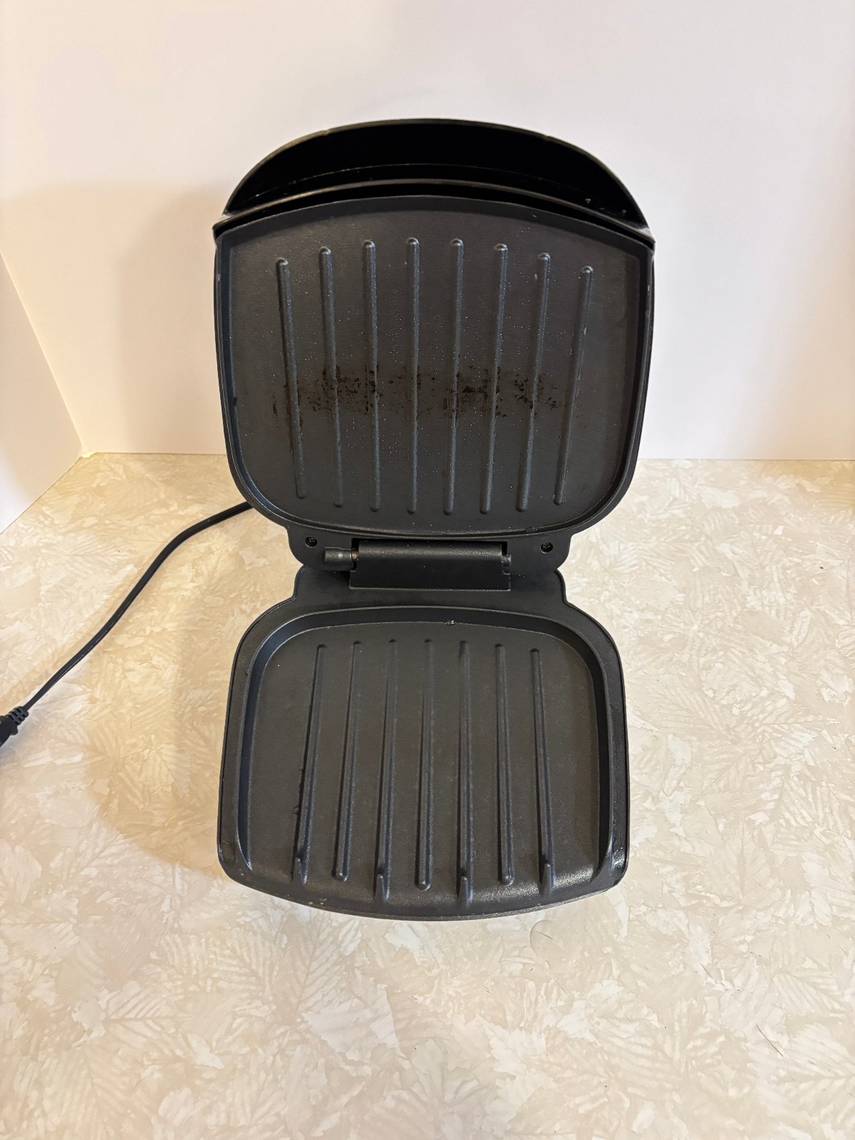 George Foreman GR0040B Classic Plate Grill *NO DRIP TRAY*